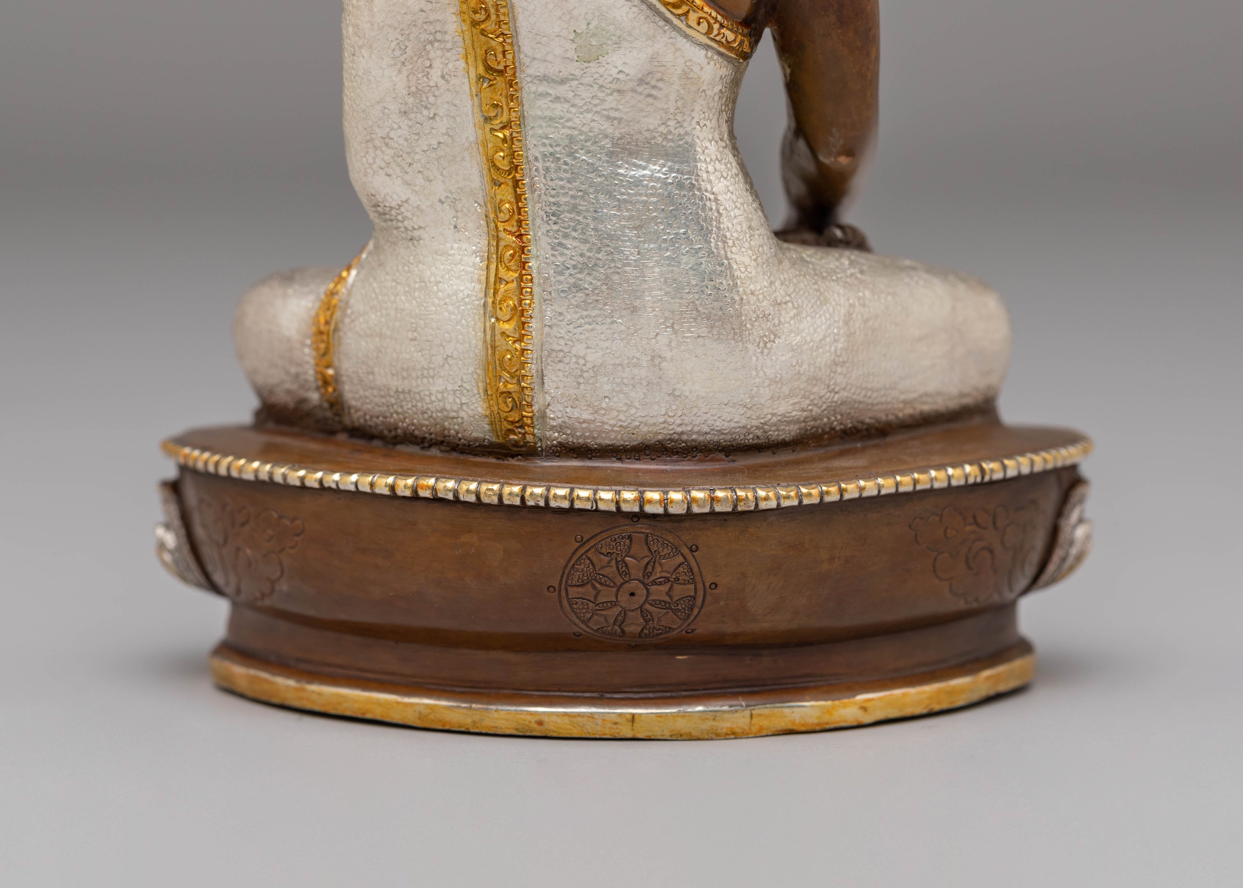 Handmade Buddhist Gautam Buddha Statue | Peaceful Shakyamuni Buddha Art