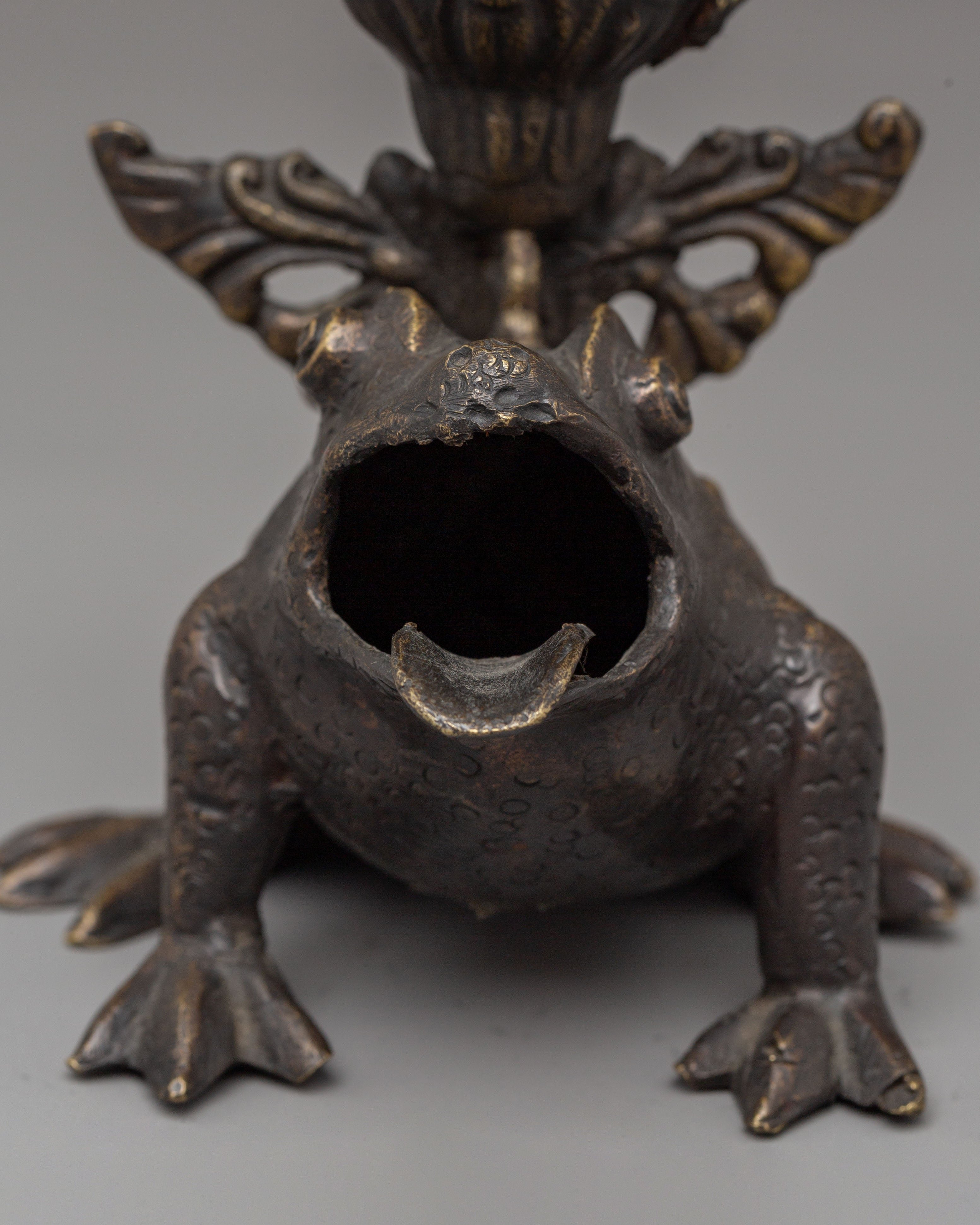 Handmade Bronze Candle Holder | Frog Candle Holder