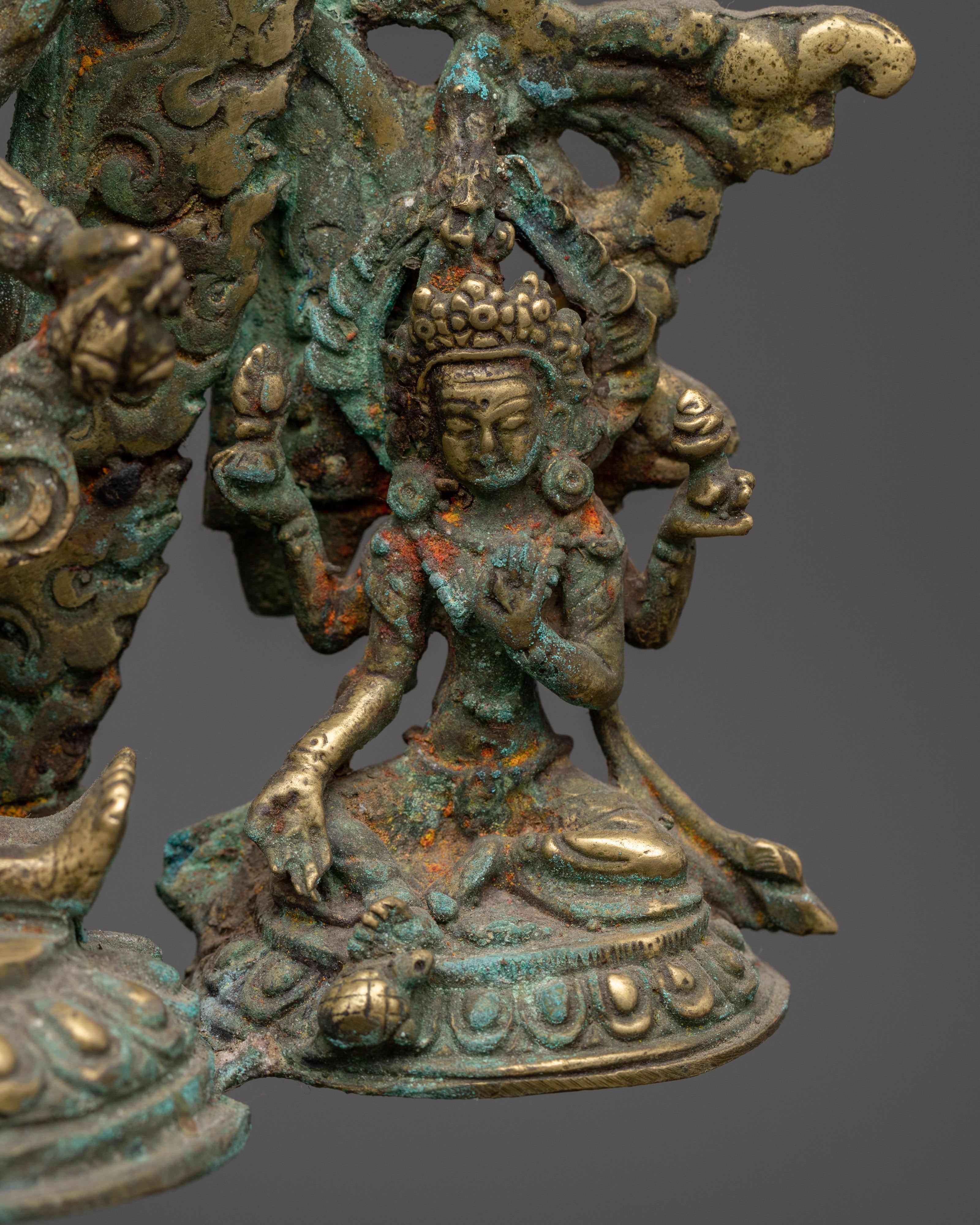 Panas Statue Oil Lamp | Spiritual Altar Decor and Lighting