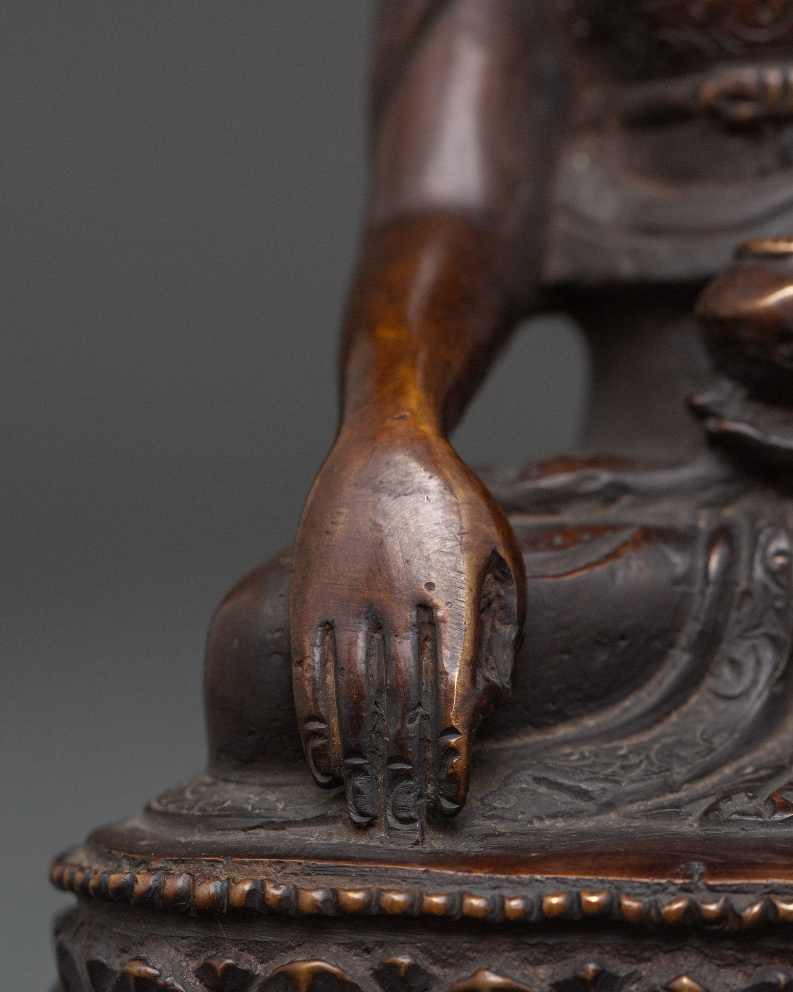 Enlightenment Buddha Shakyamuni | Oxidized Copper Buddha Statue