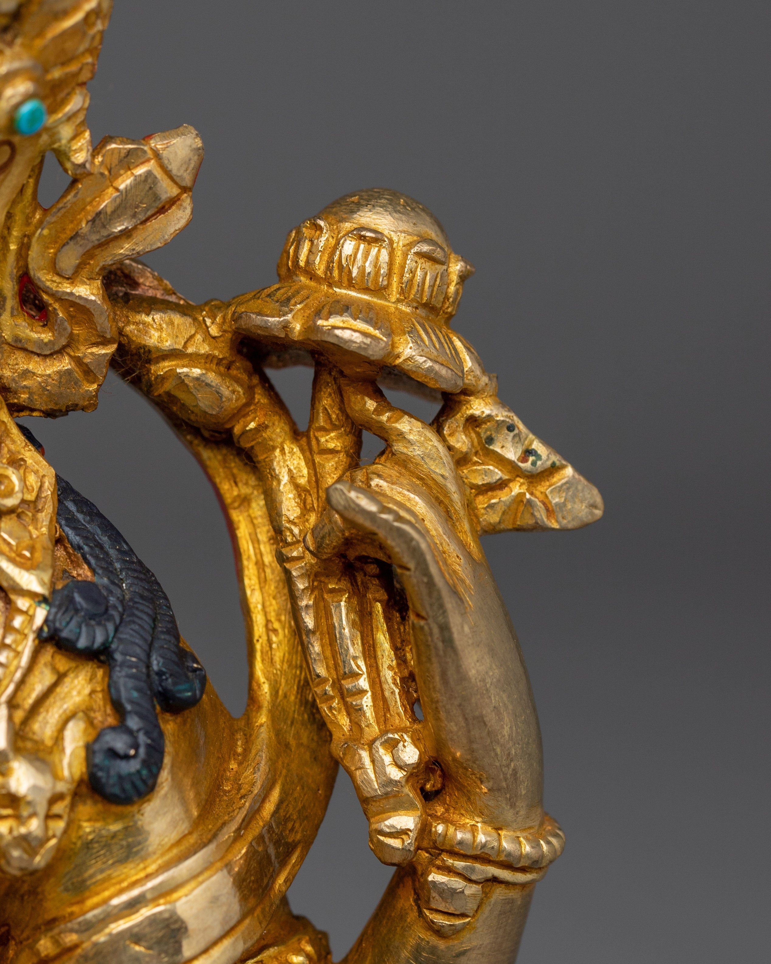 Divine Deity Chenrezig | Avalokiteshvara statue