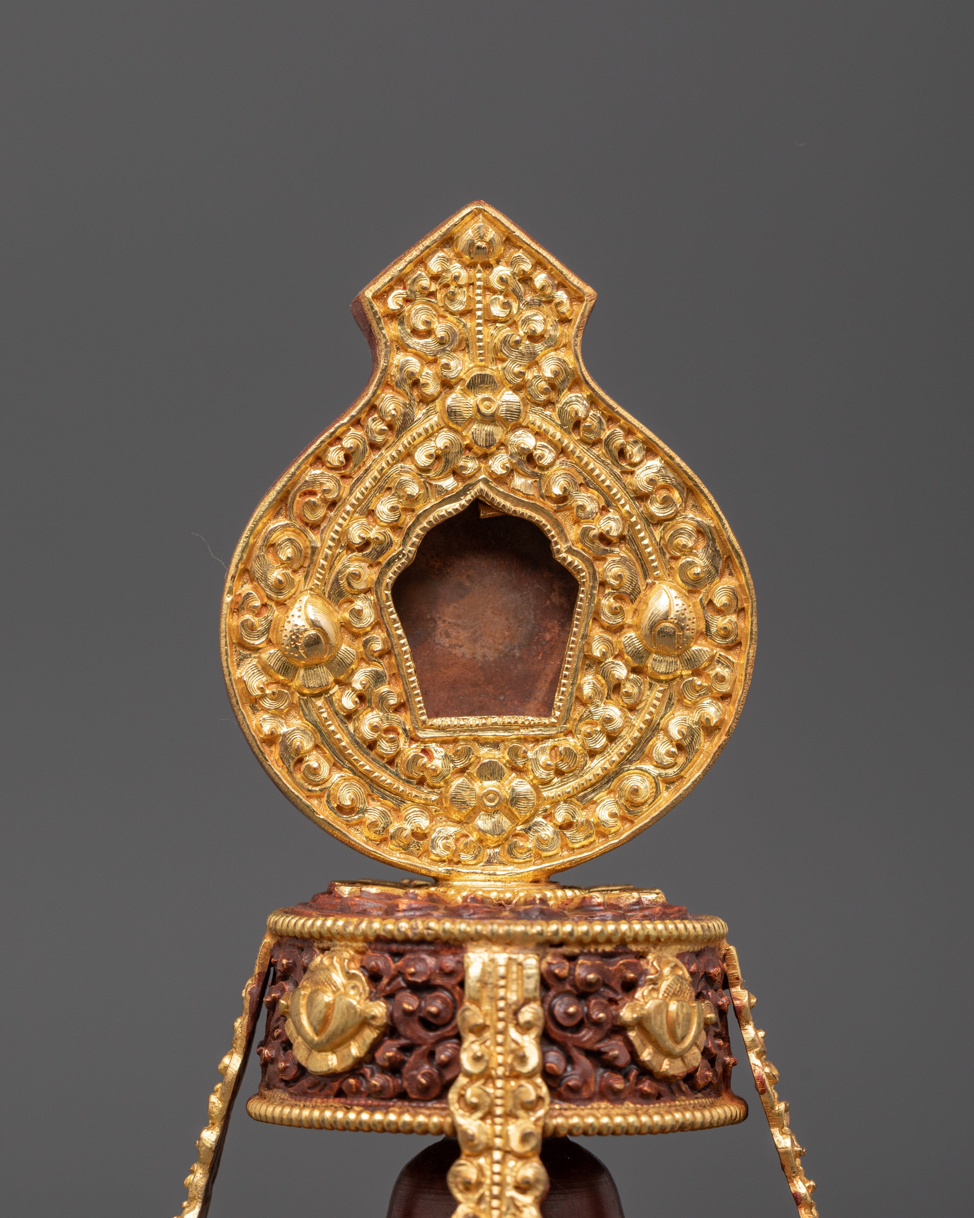 Buddhist Ritual Vase | Altar and Offering