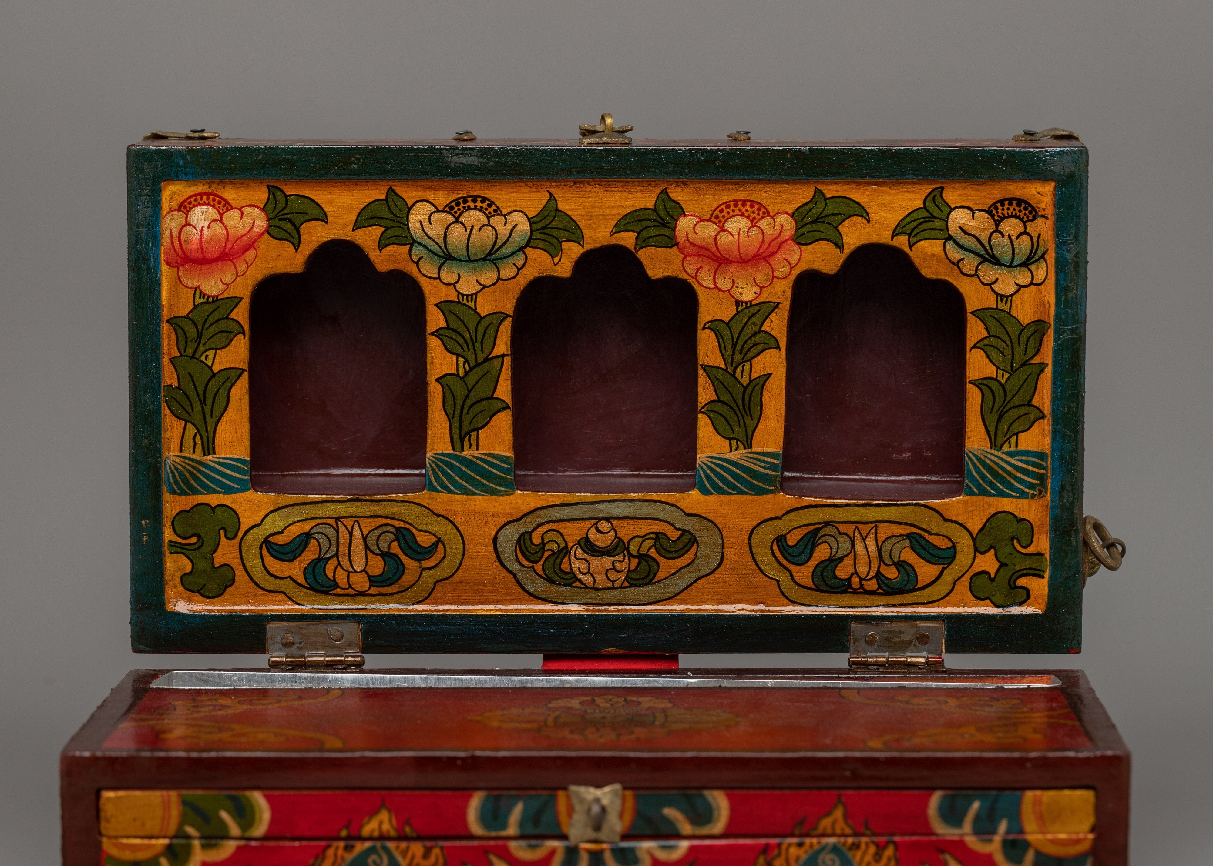 Hmalayan Red Box Altar | Decorative Spiritual Storage