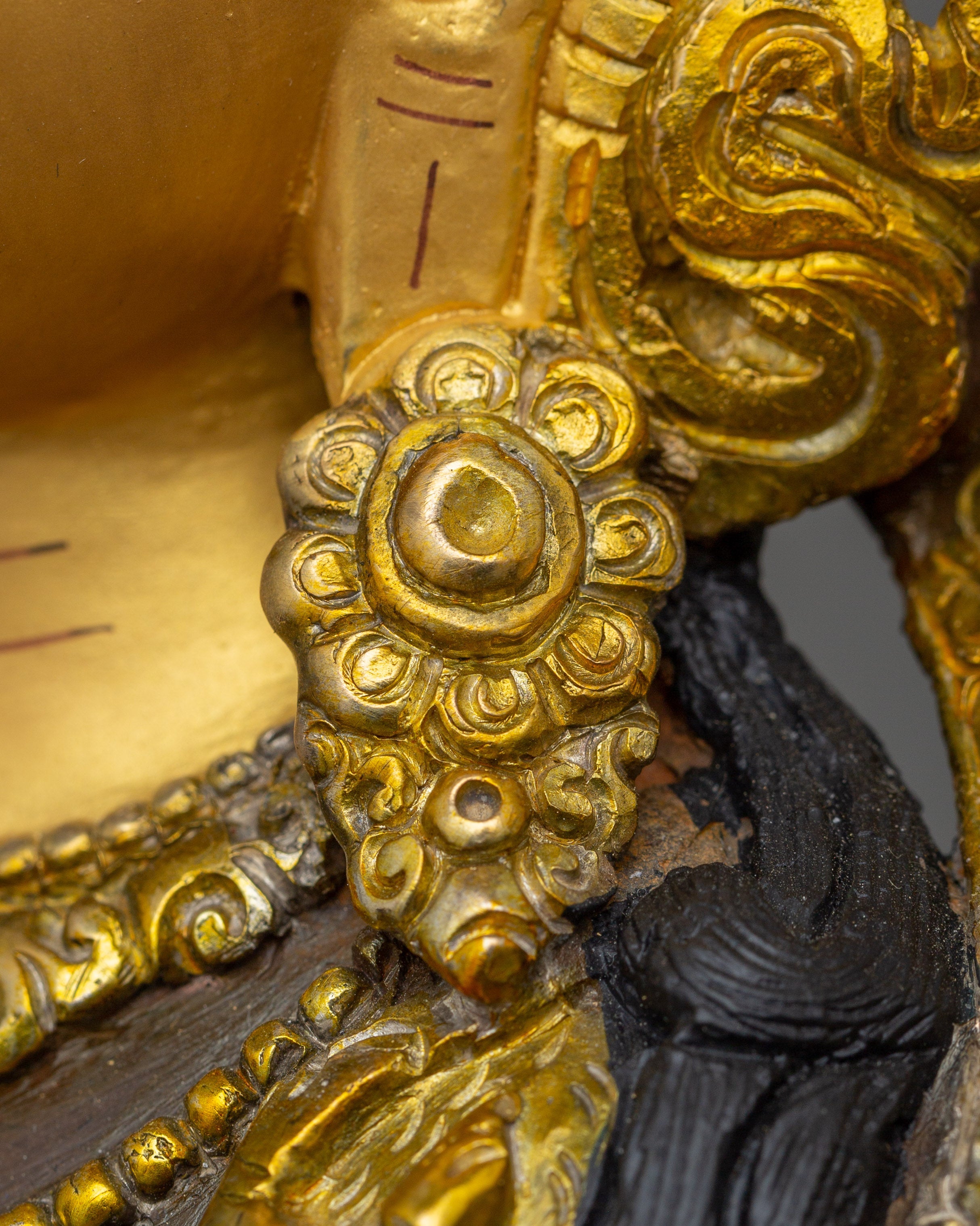 Chenrezig with Beautiful Halo Statue | The Bodhisattva of Infinite Compassion