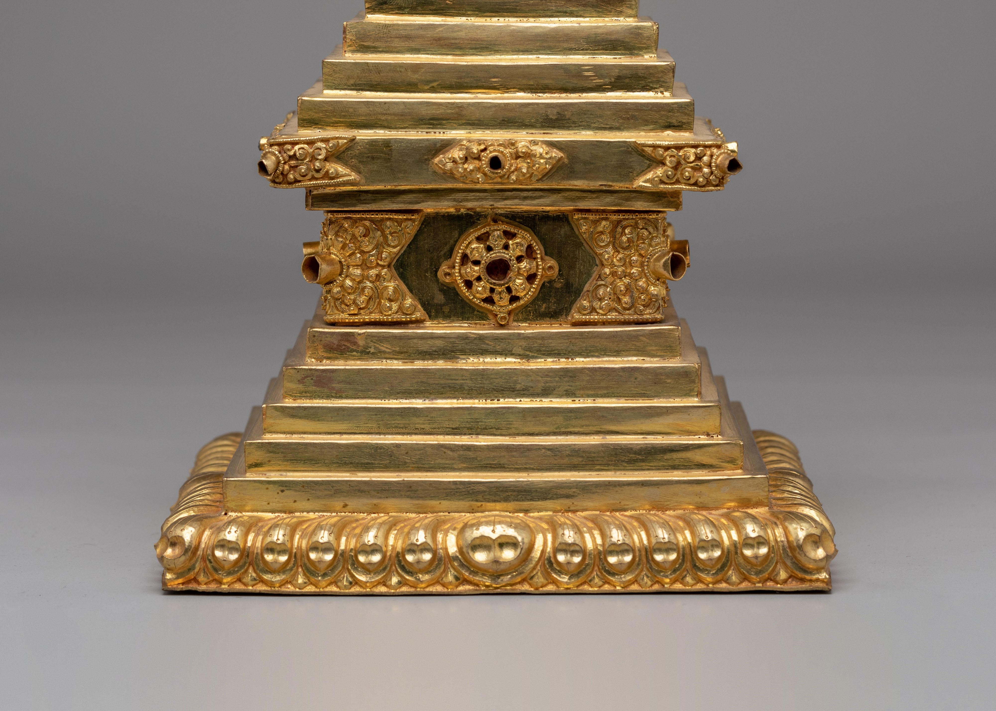 Enlightenment Stupa for Buddhist Practice | Symbol of Enlightenment