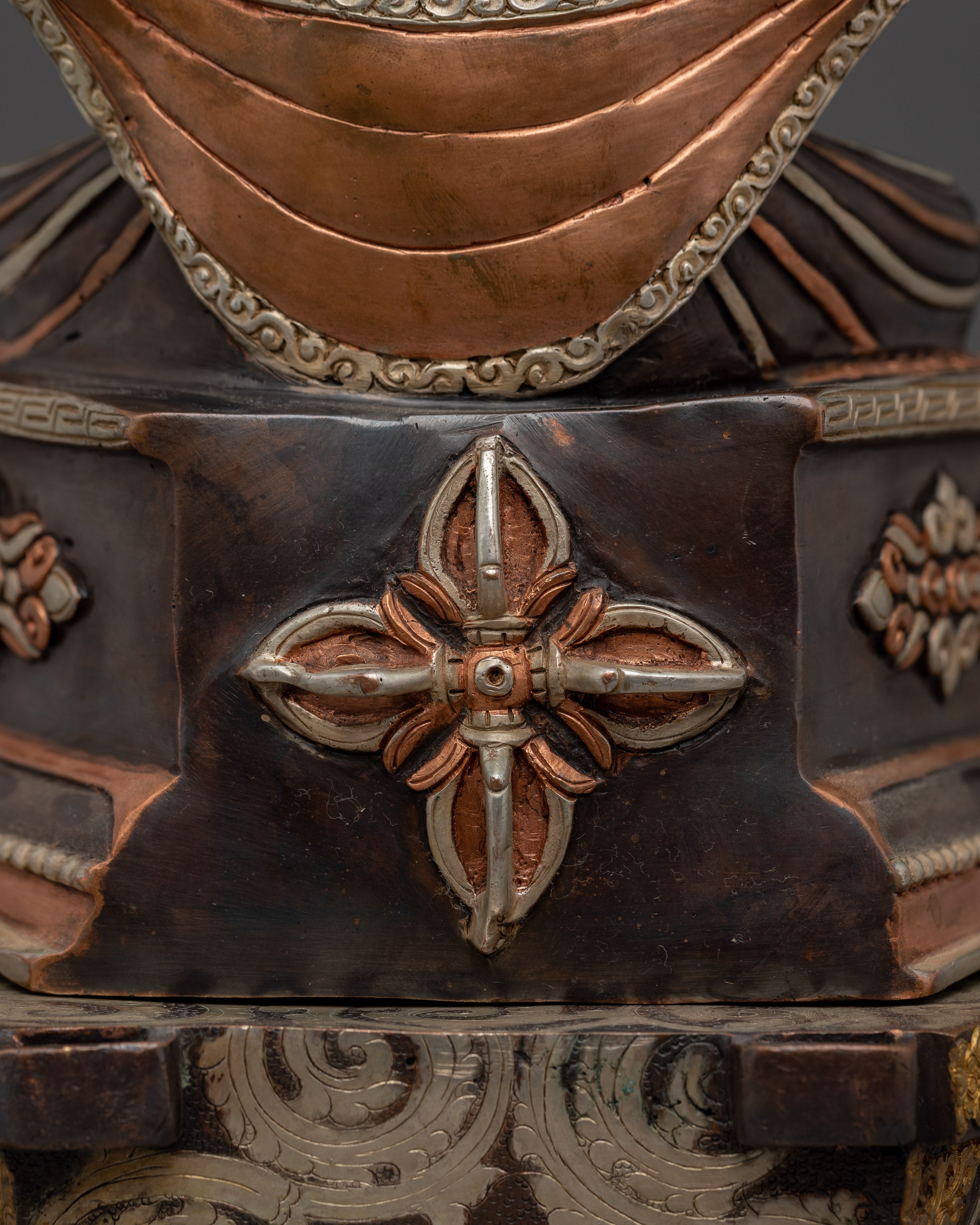 Fasting Buddha with Throne | Path to Enlightenment