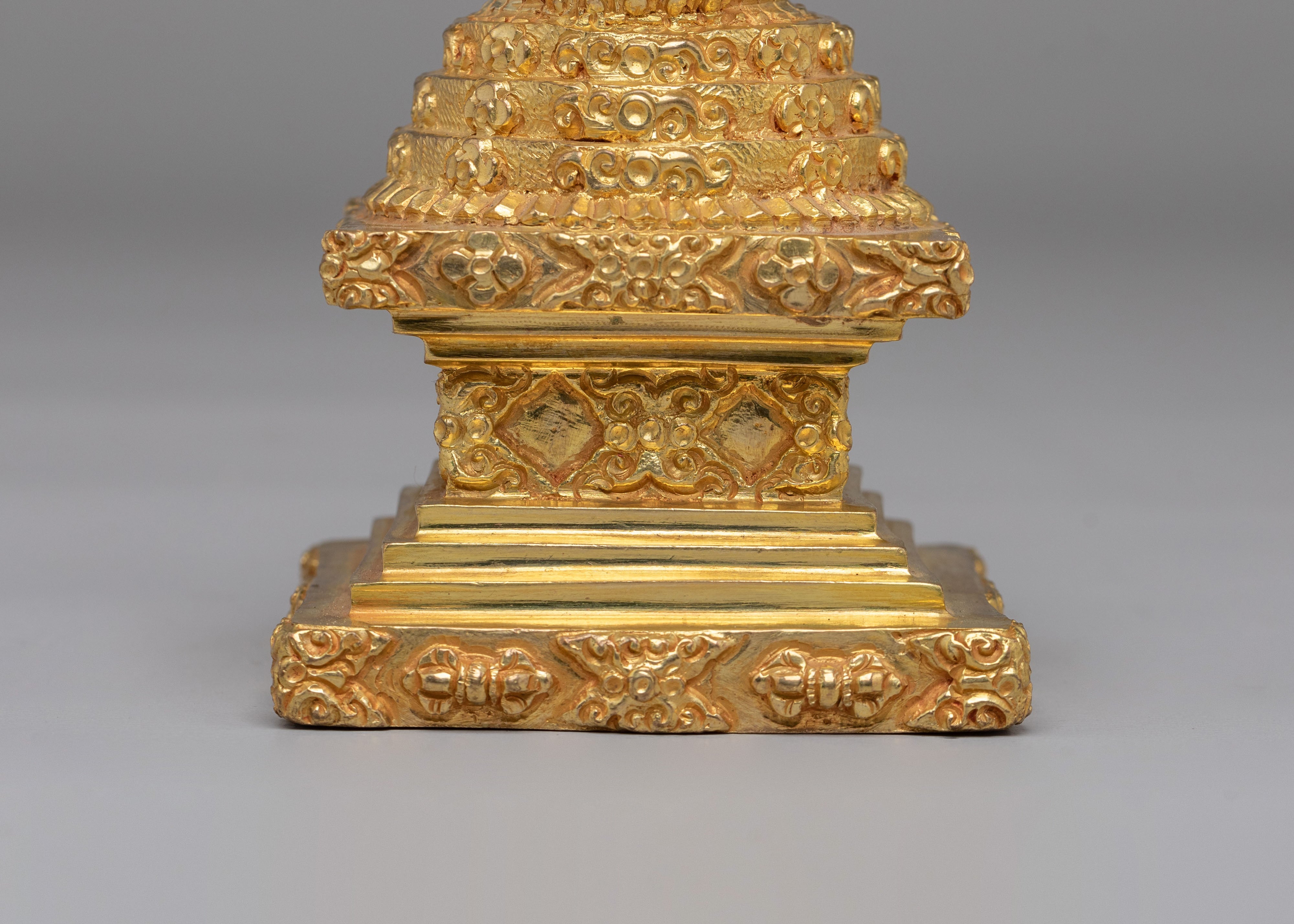 Traditional Stupa of Complete Victory | Altar Decor