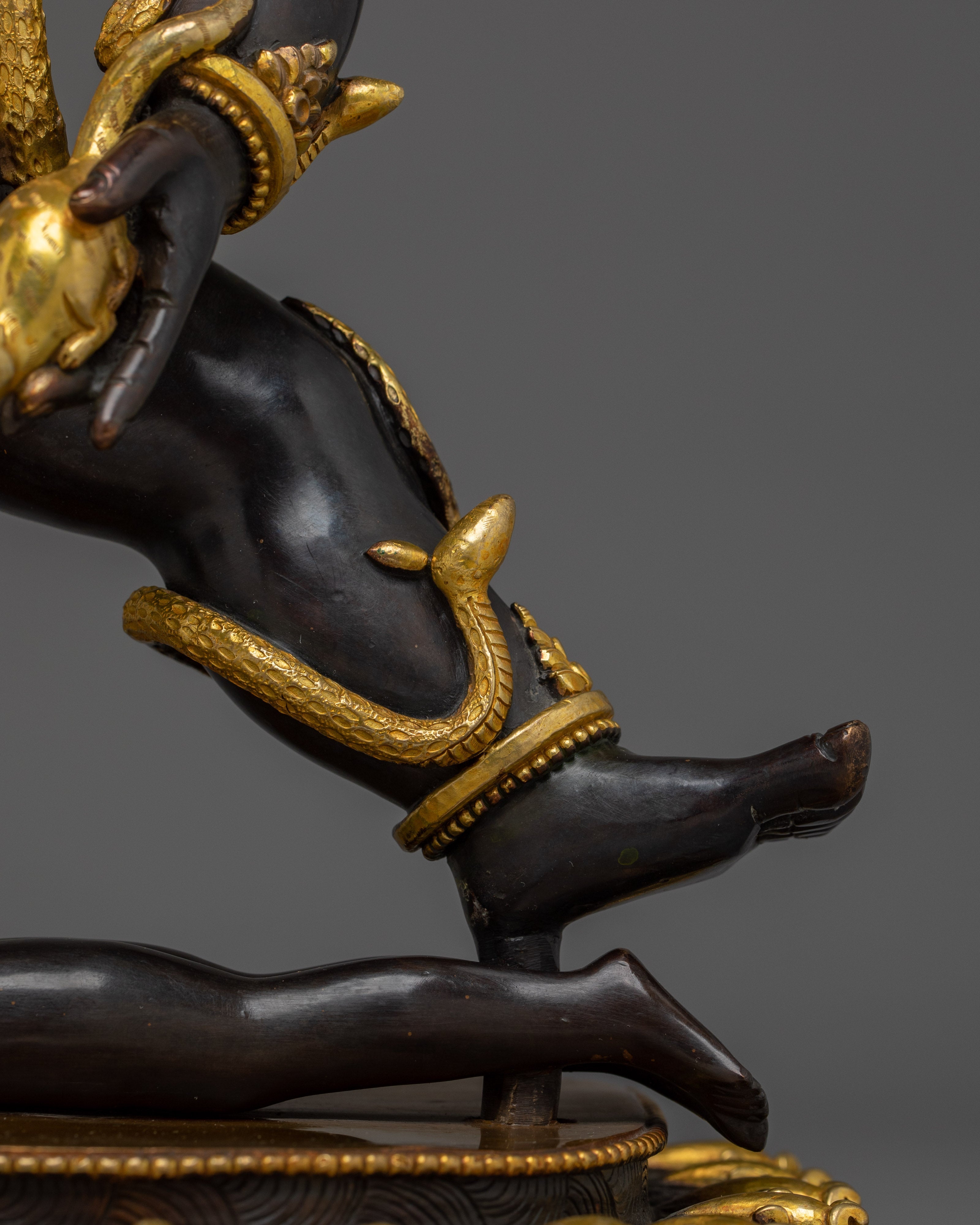 Tibetan Black Dzambhala Statue | Spiritual wealth Deity