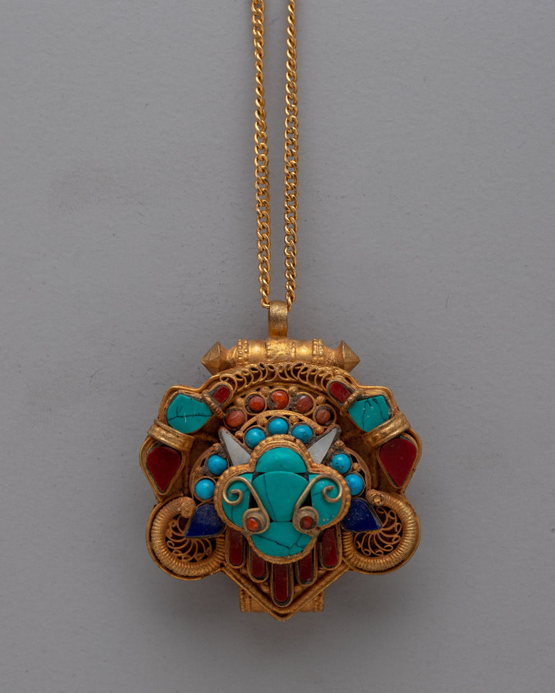 Ghau Box Locket Pendant