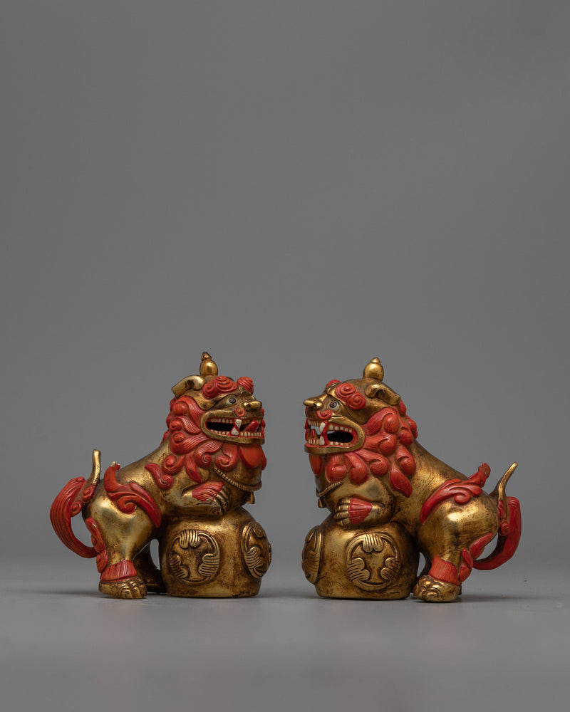 Lion Statue Set