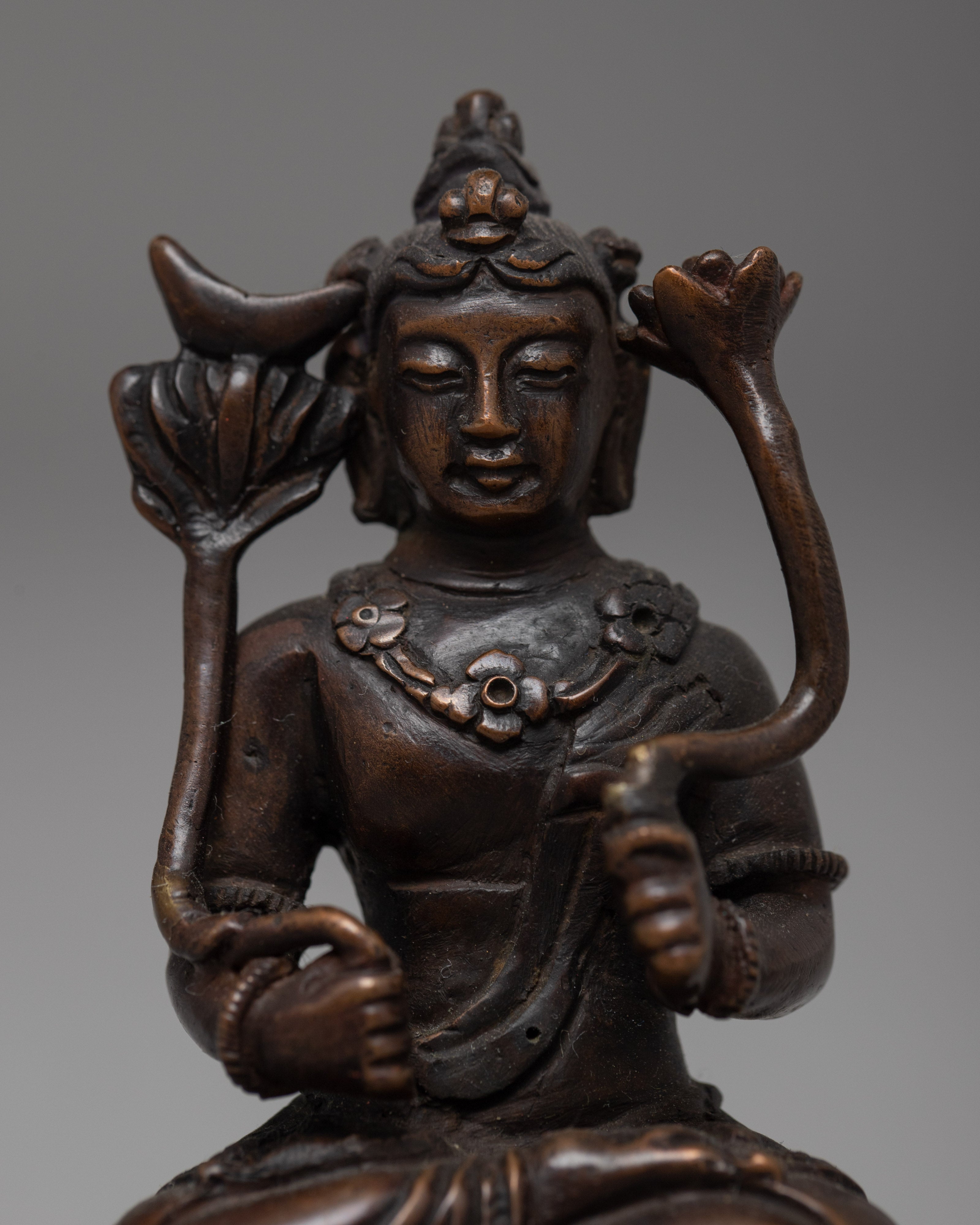 Bodhisattva Chenresig | Traditional Architecture | Statue Art