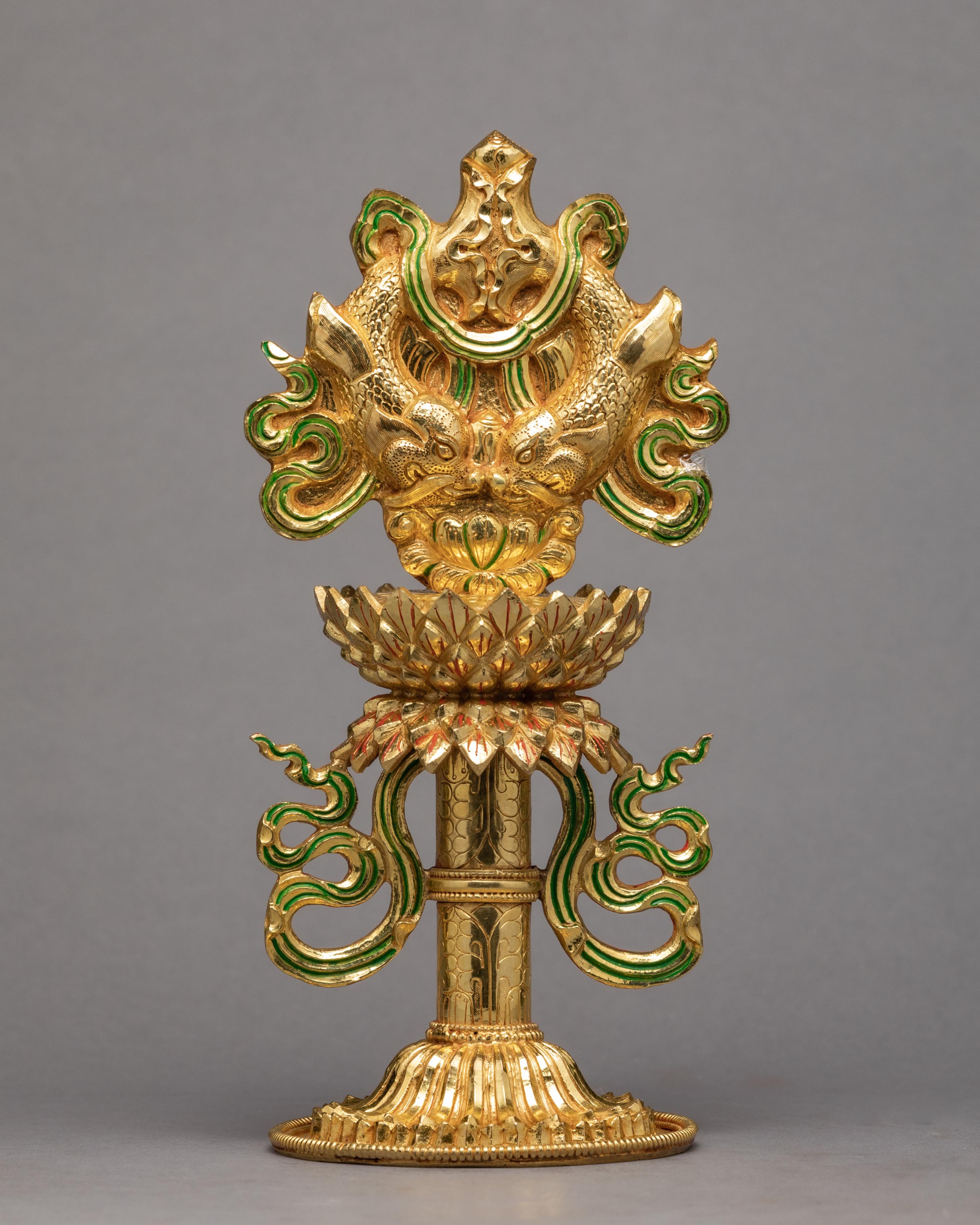 8 Auspicious Symbols of Tibetan Buddhism | Ritual Items