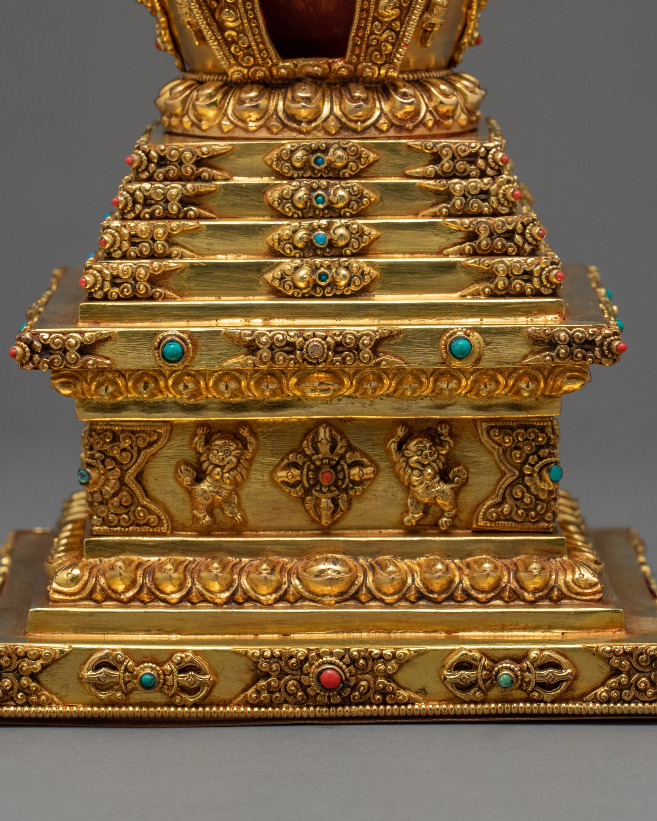 Gold Plated Chorten | Stupa | Traditional Architecture |