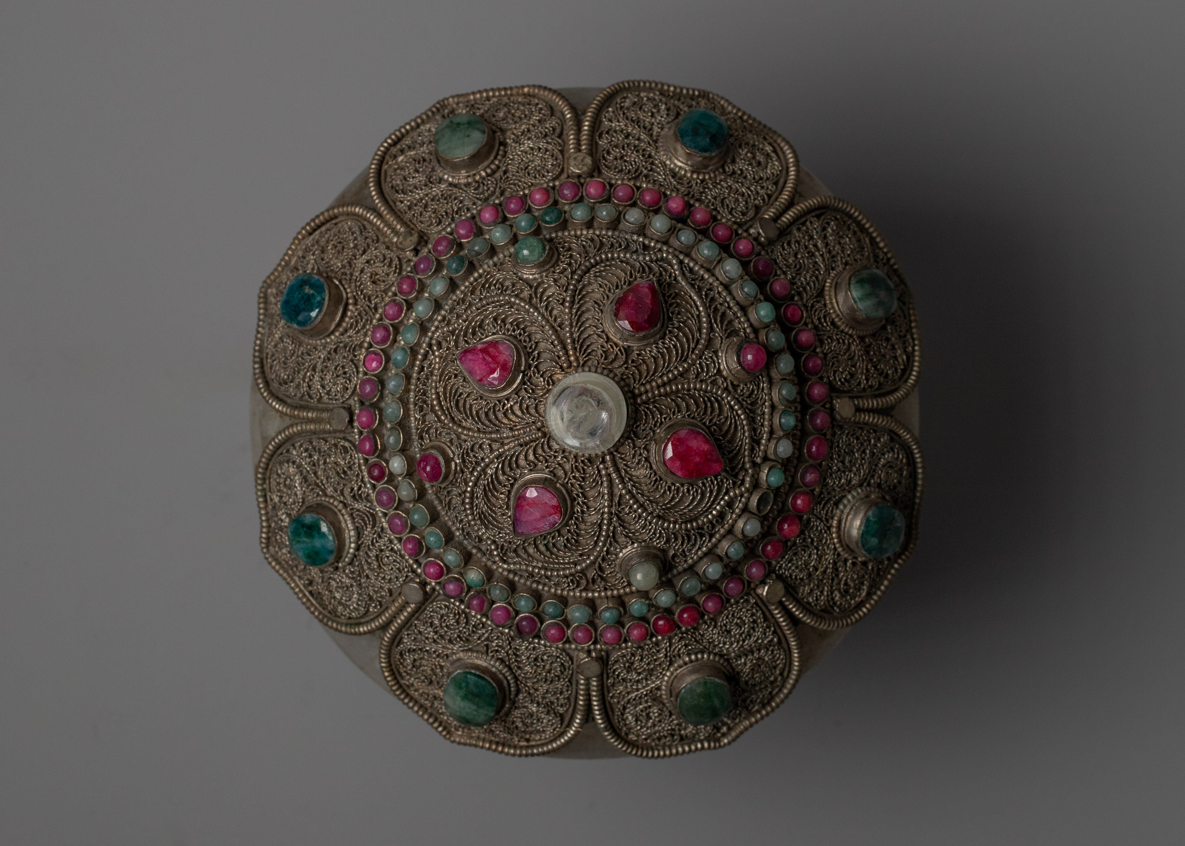 Crystal Bowl | Old Tibetan Filigree Carving Gemstones Inlay | Home Decors