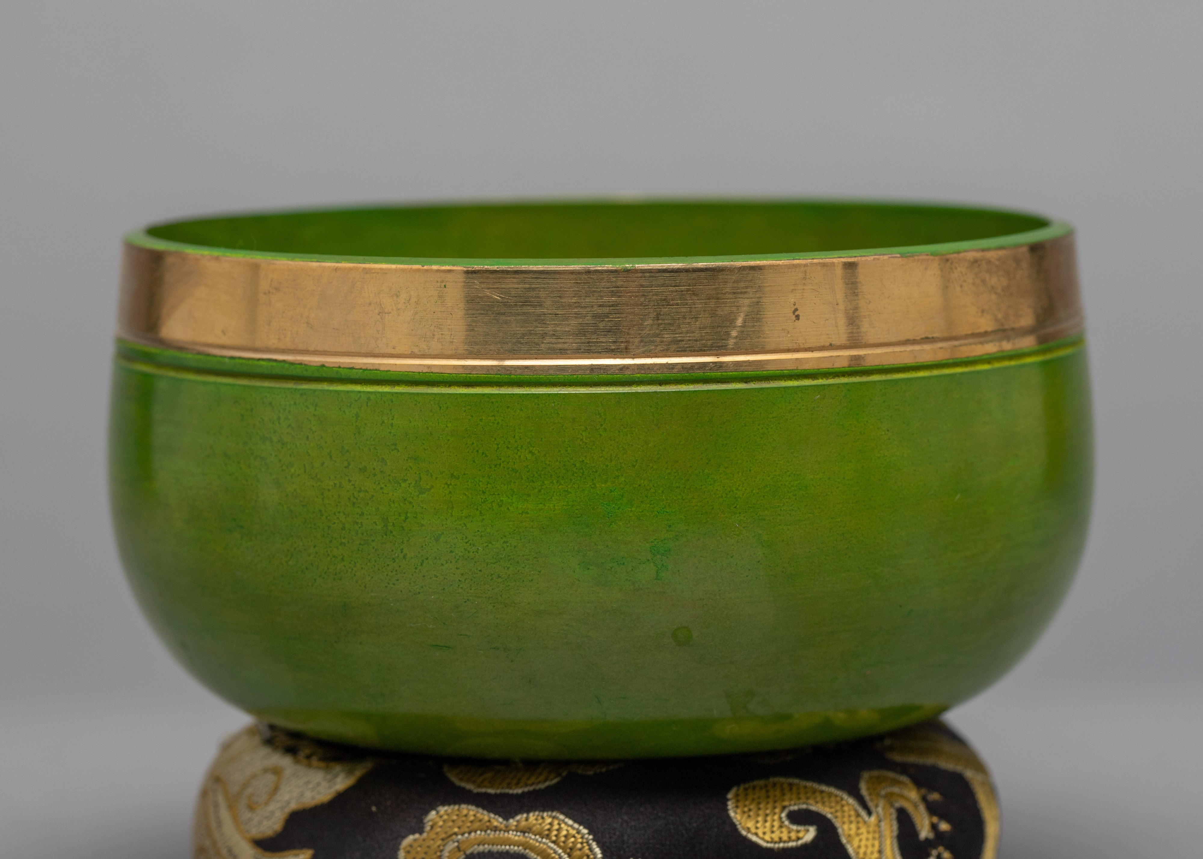 Traditional Himalayan Nepal Singing Bowl | Chakra Healing | Sound Therapy