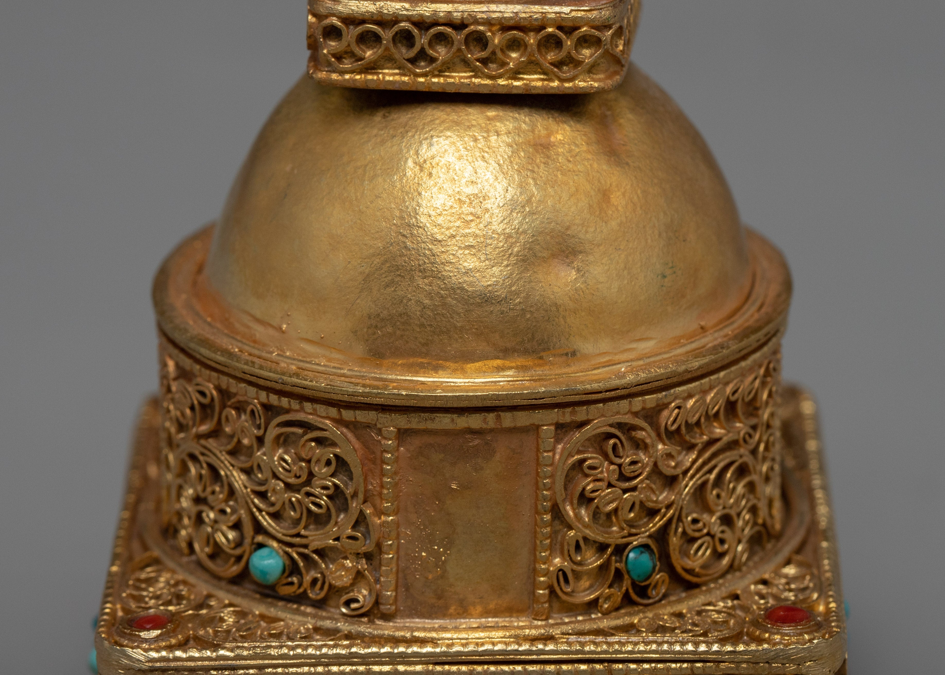 Buddhist Relic Stupa | Religious Artifacts | Handcarved Zen Decors