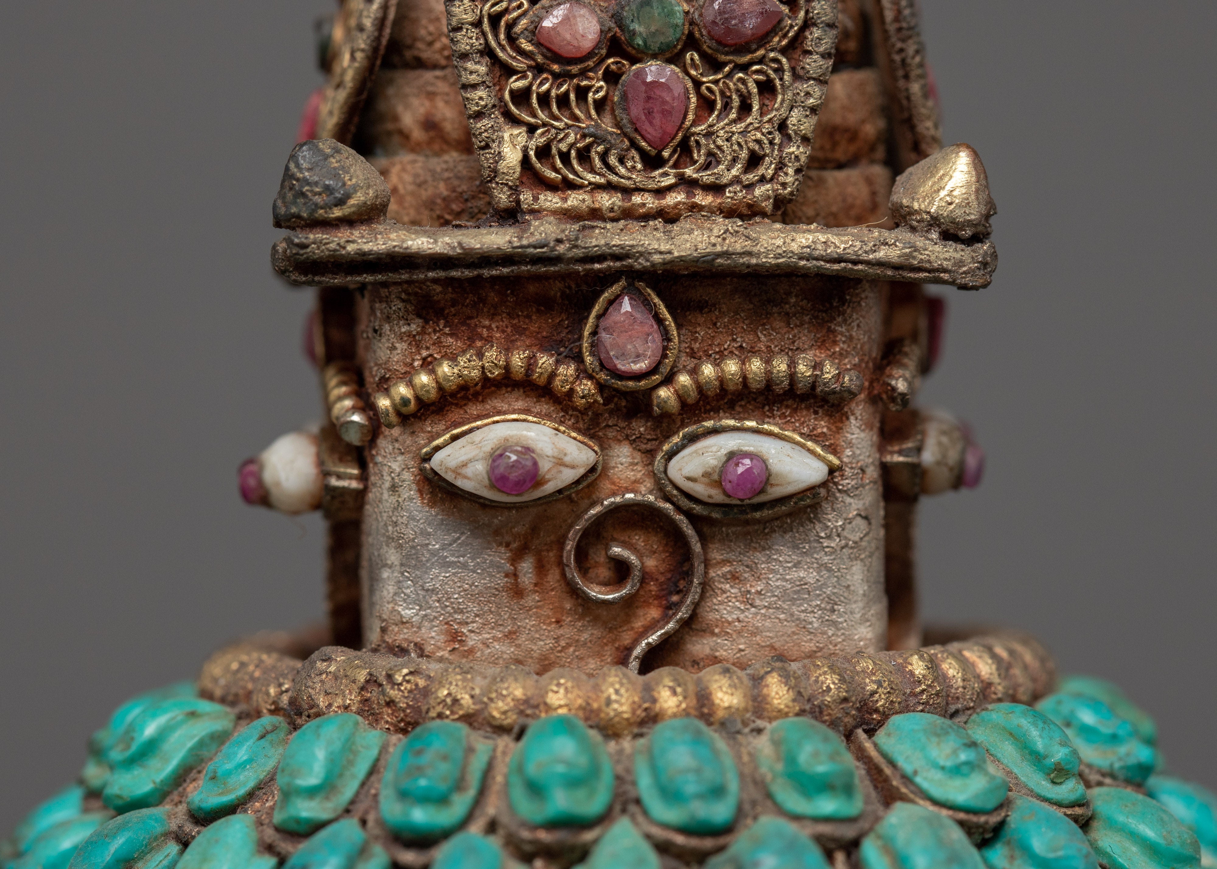 Unique Buddhist Stupa | Ritual Objects | Religious Artifacts