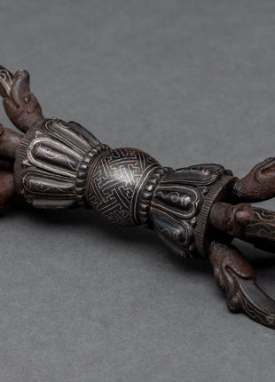 Buddhist Vajra | Tibetan Thunderbolt Symbolism