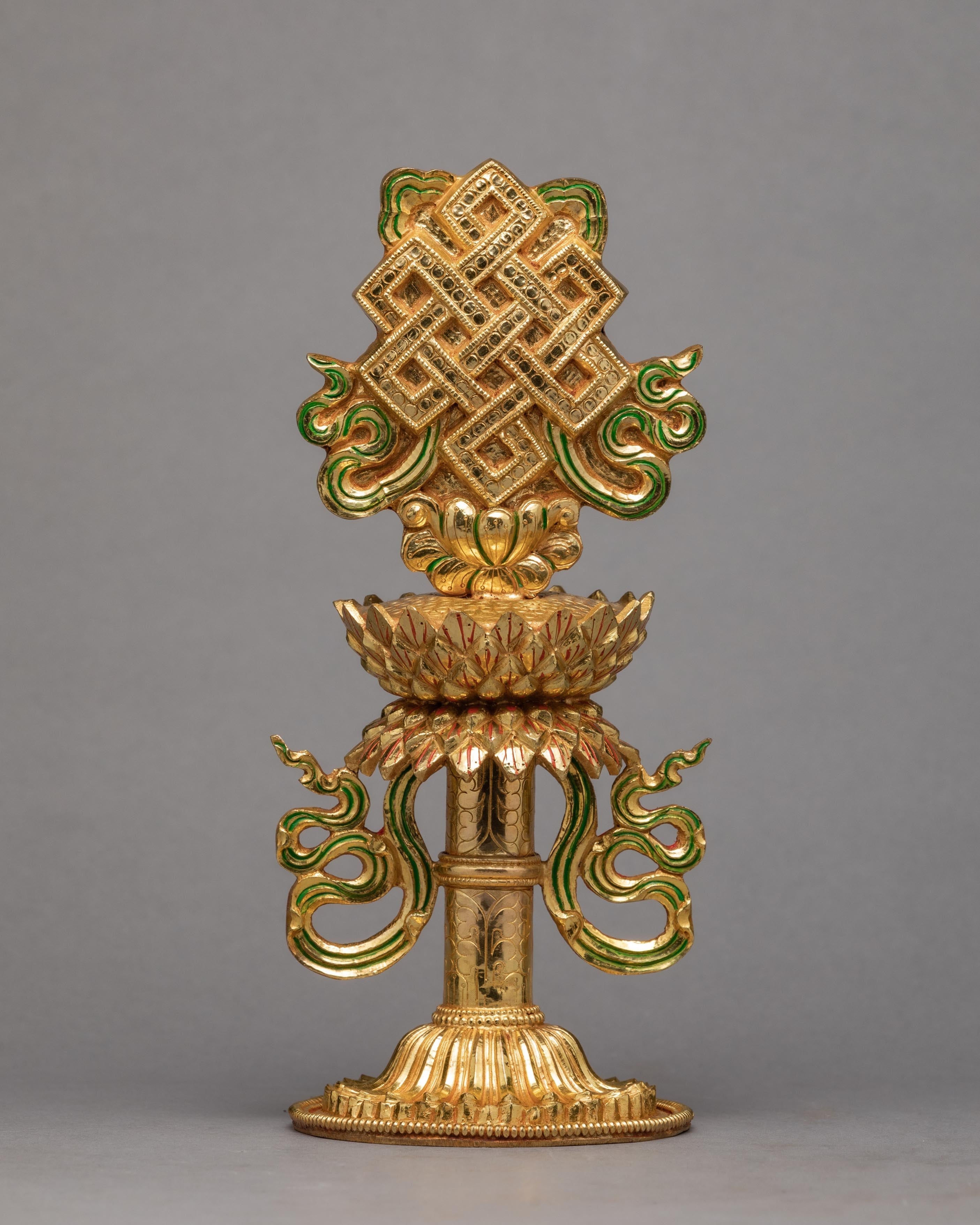 8 Auspicious Symbols of Tibetan Buddhism | Ritual Items