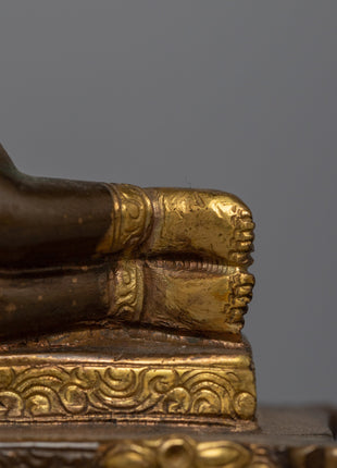 Sleeping Buddha Statue | Serenity and Contentment in Meditation