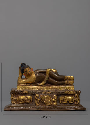 Sleeping Buddha Statue | Serenity and Contentment in Meditation