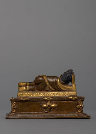 Sleeping Buddha Statue | Serenity and Contentment in Meditation