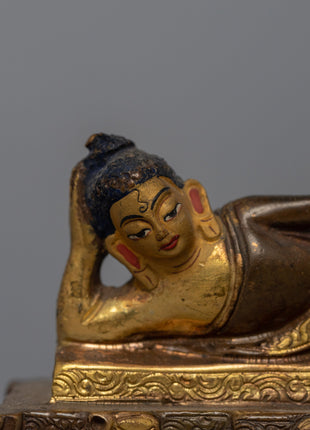 Sleeping Buddha Statue | Serenity and Contentment in Meditation