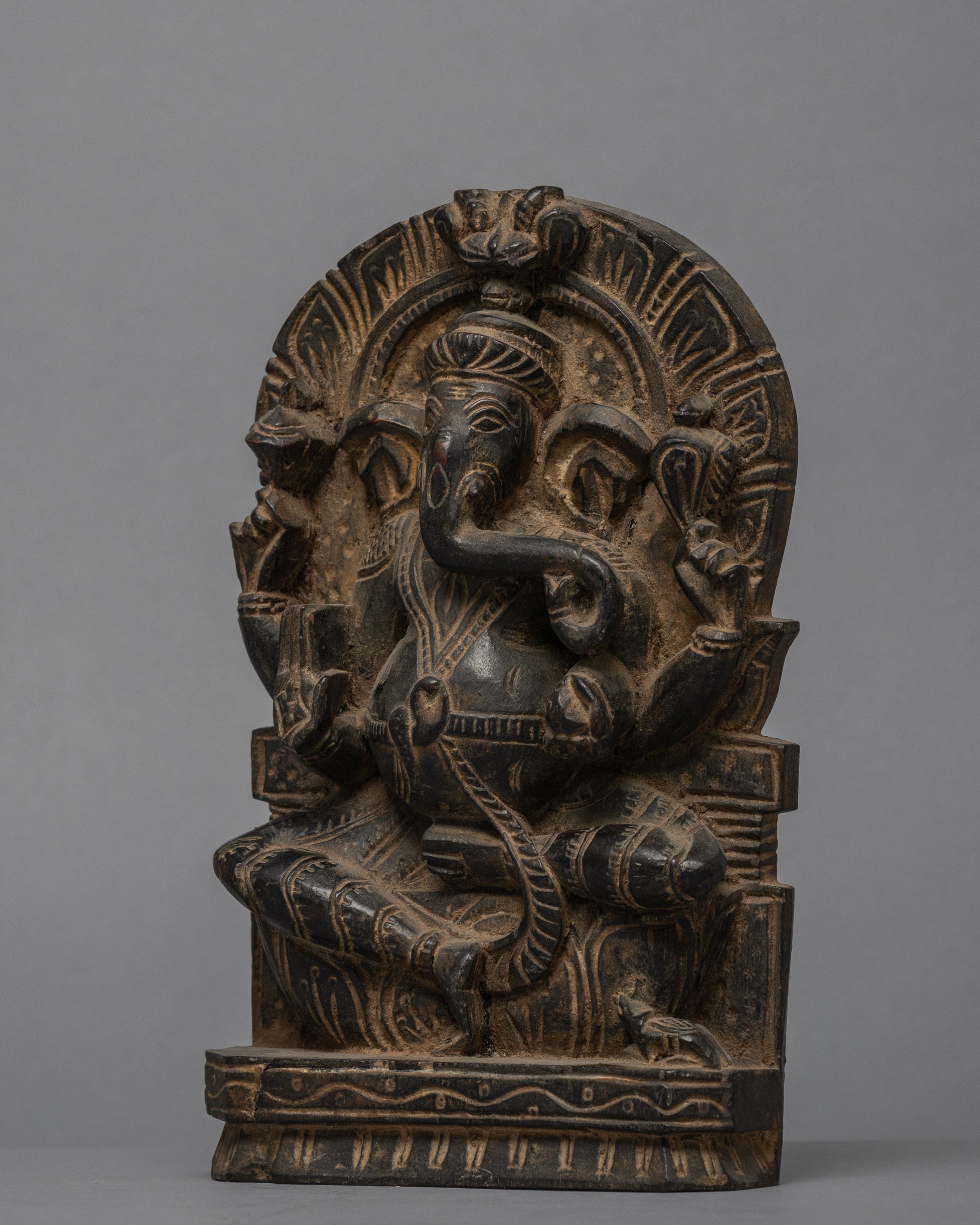 Vintage Ganesh Statue | Honoring the Divine Guardian of Beginning