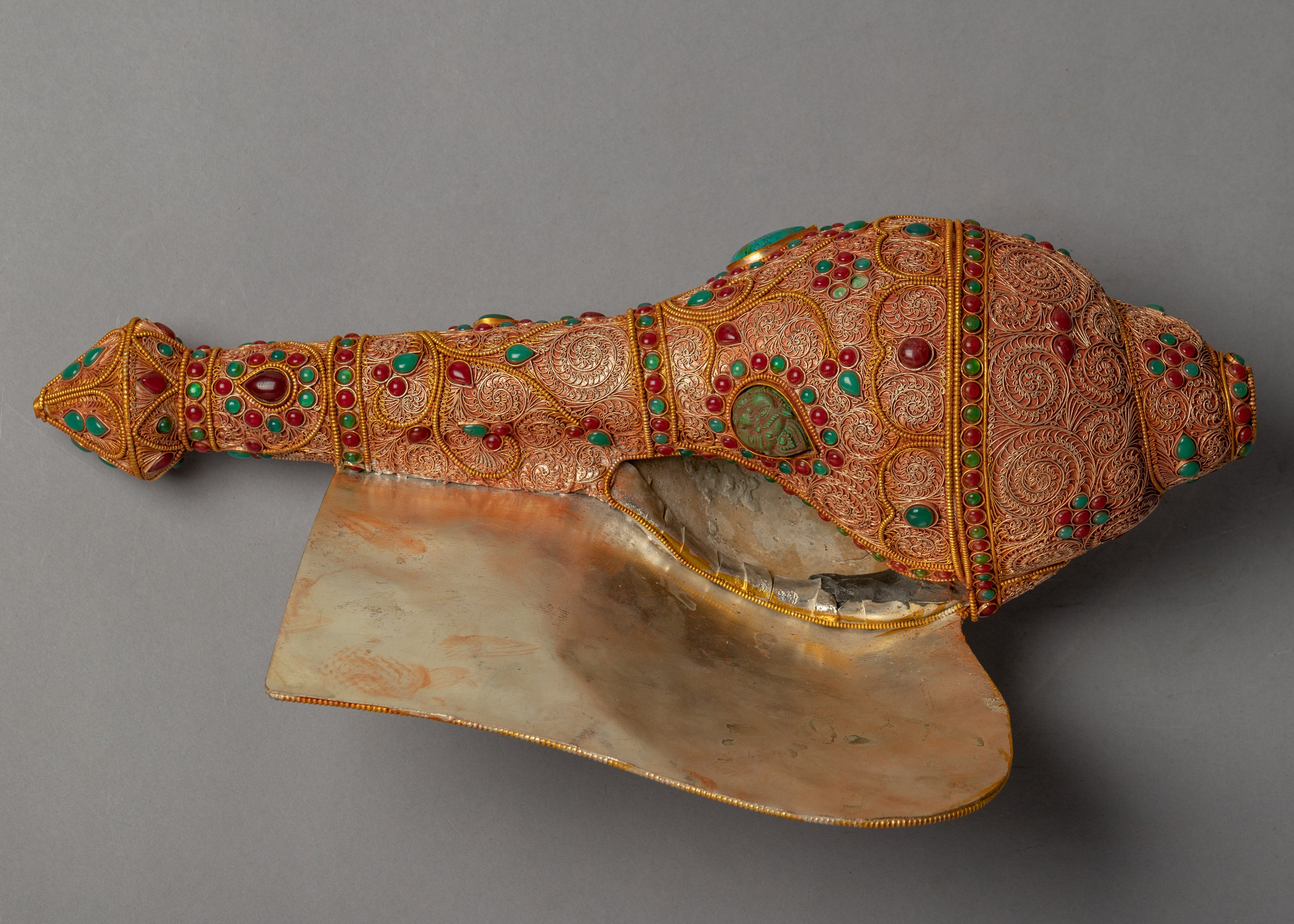 Buddhist Conche Shell | 24k Gold Plated