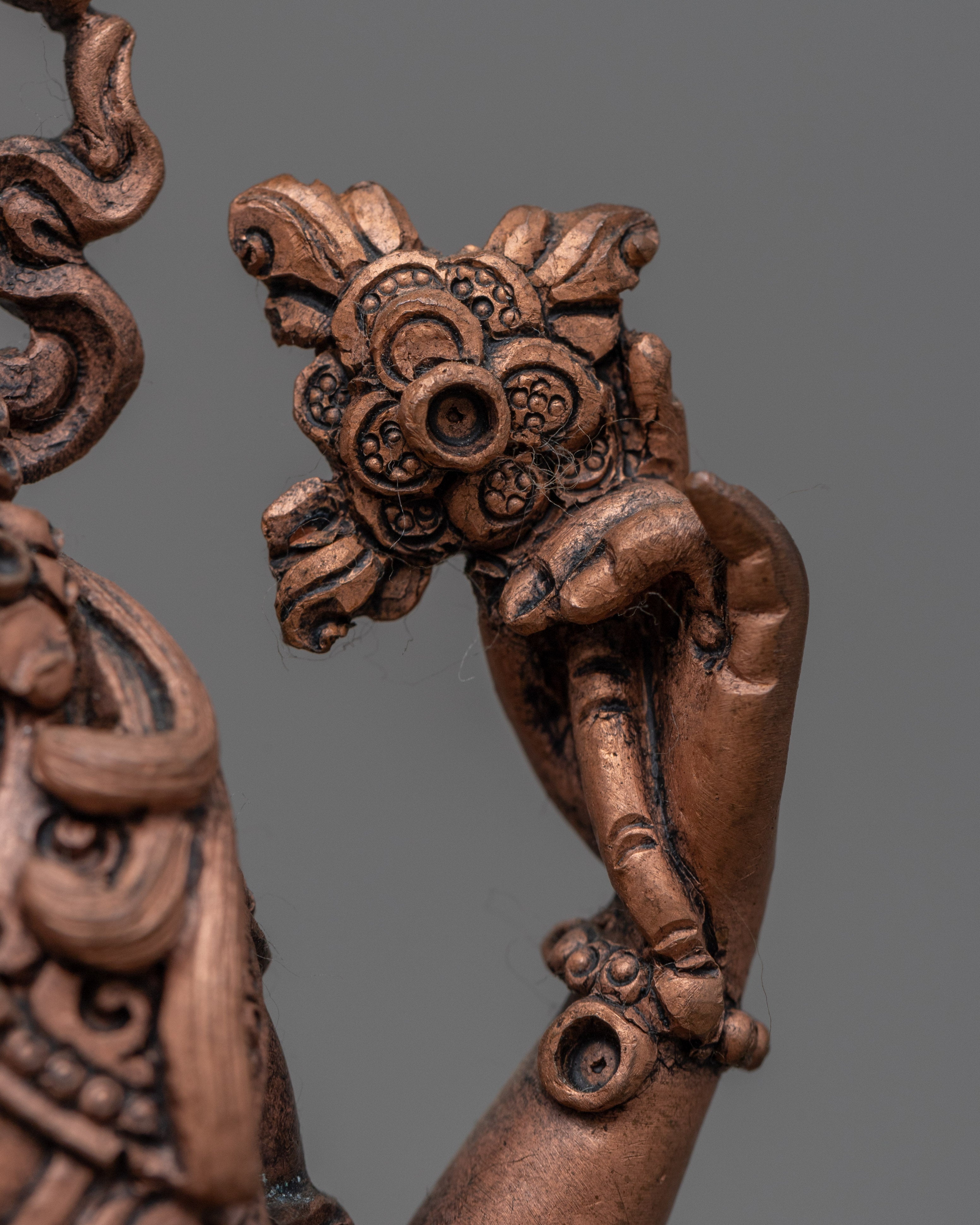 Buddha Avalokiteshvara Statue | Traditional Carved Buddhist Art