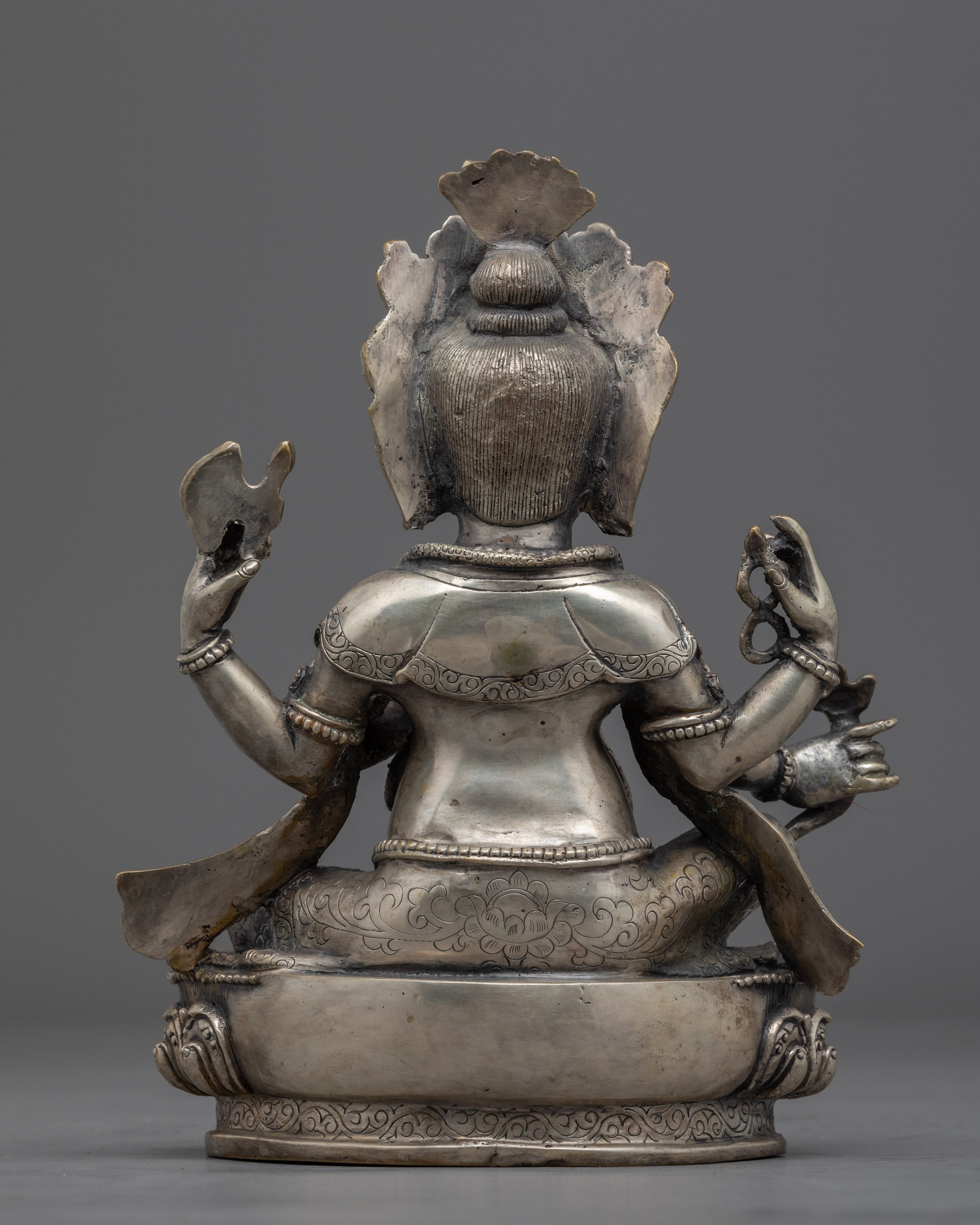 Traditional Ganesha Garden Statue | Buddhist Deity Vināyaka For Home Decor