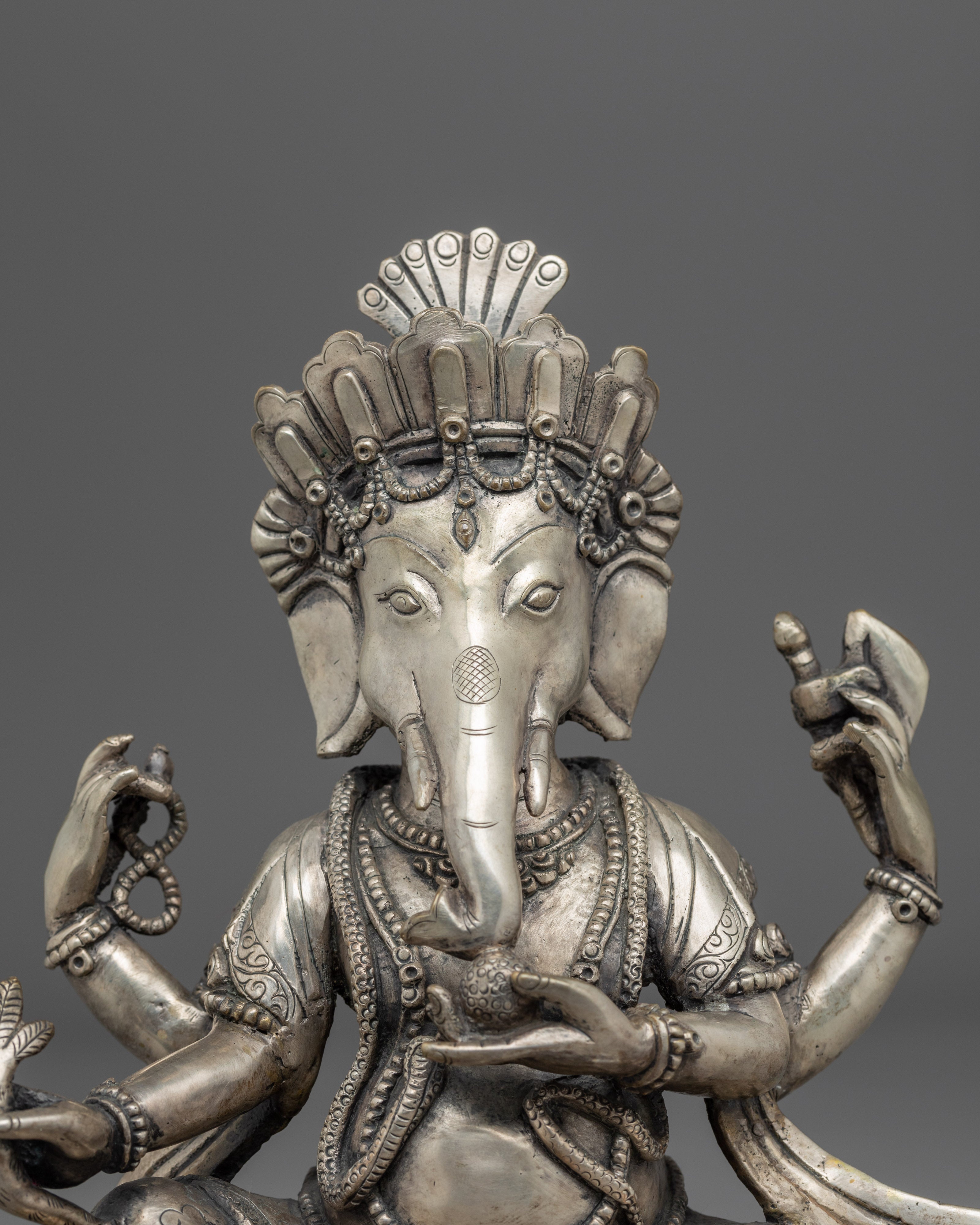 Traditional Ganesha Garden Statue | Buddhist Deity Vināyaka For Home Decor