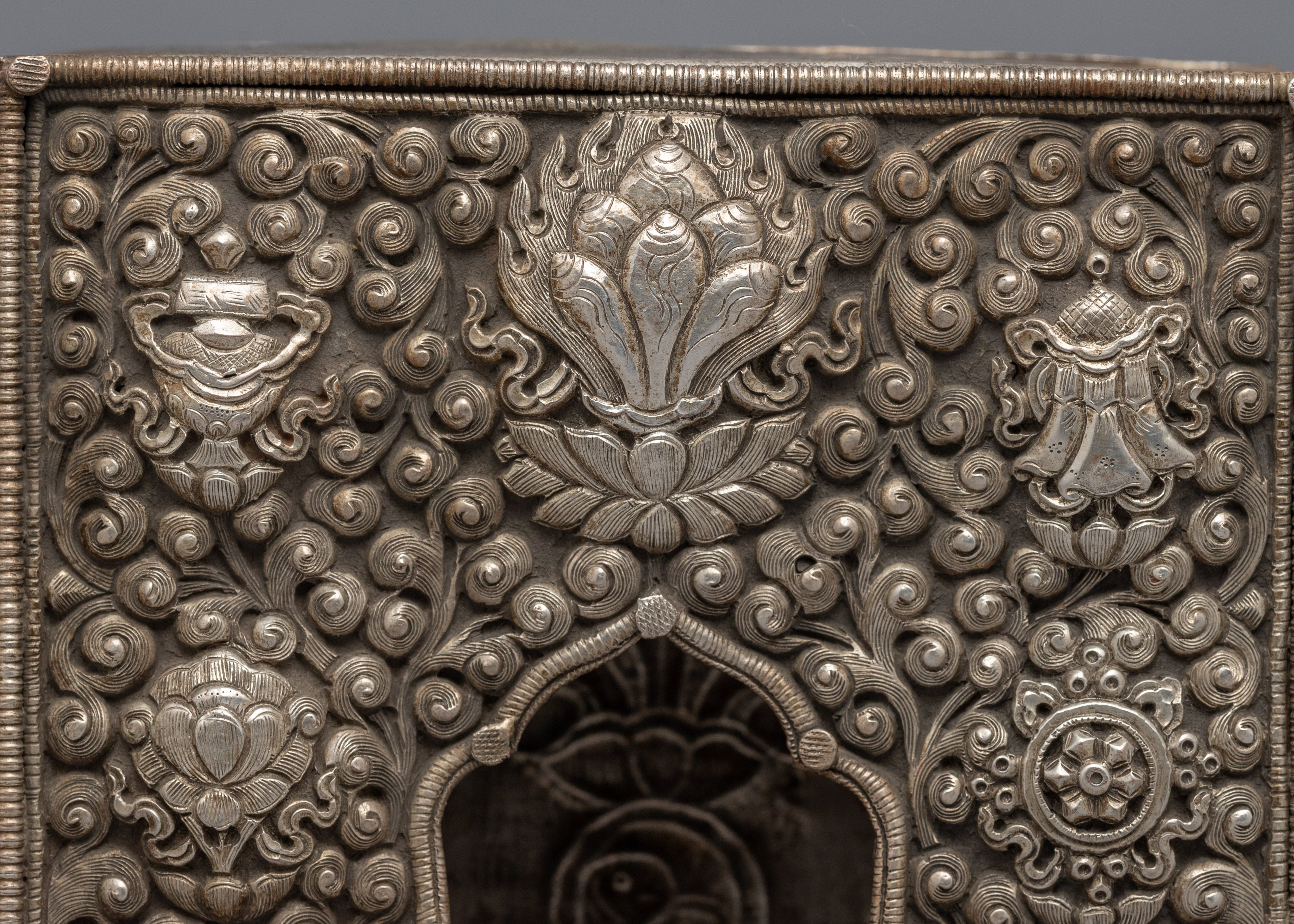 Hand-made Buddhist Ghau | Himalyan Art work