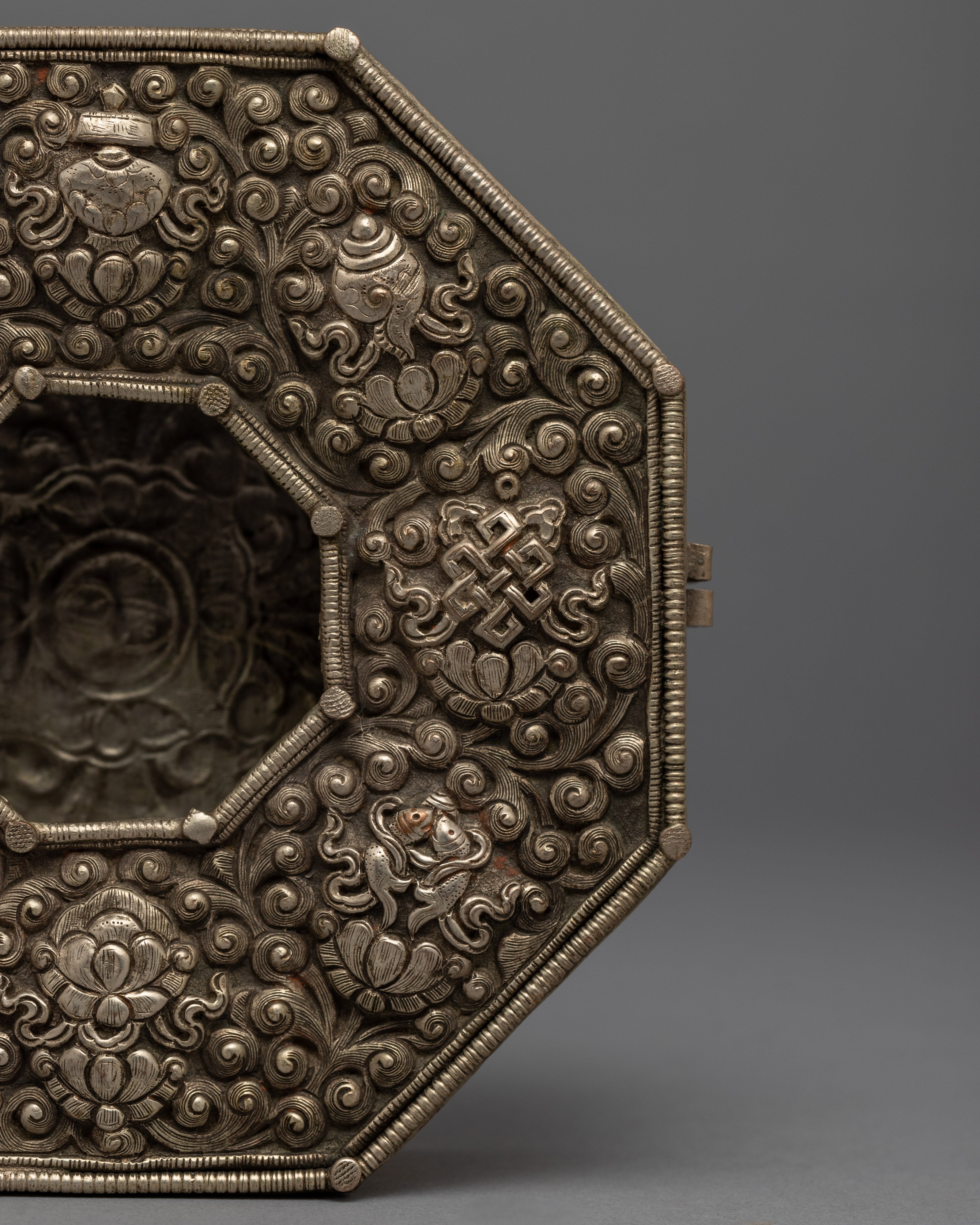 Buddhist Ghau Box | Nepalese Craft