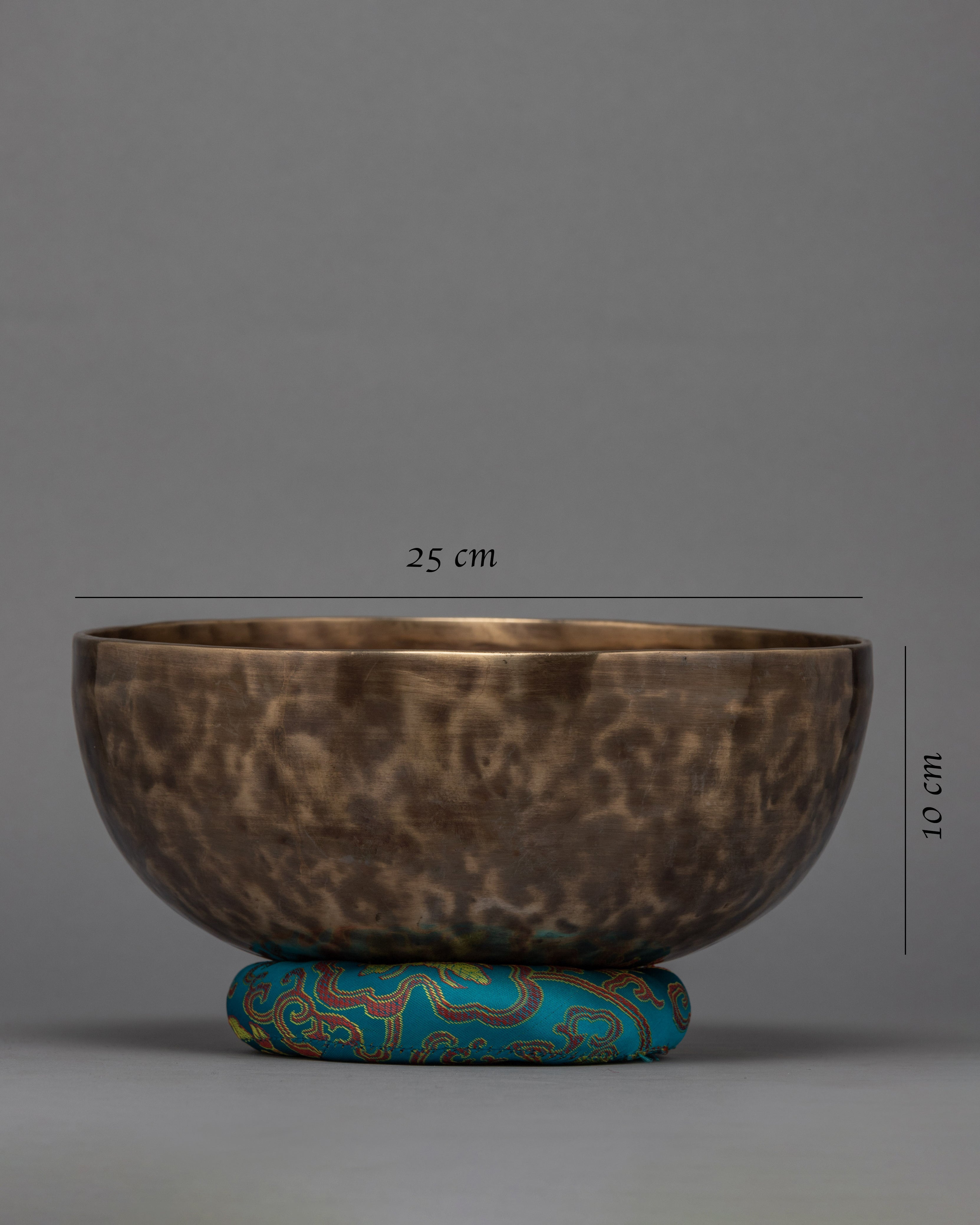 Hand Hammered Singing Bowl | Singing bowl for Meditaion