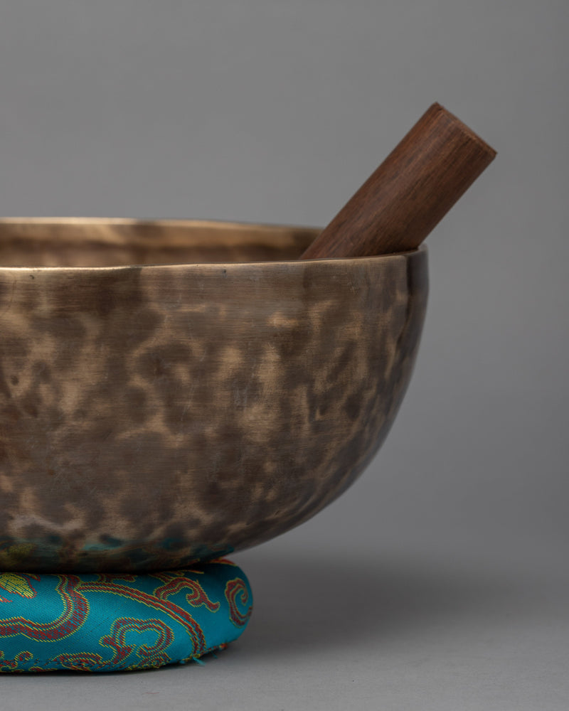 Hand Hammered Singing Bowl | Singing bowl for Meditaion