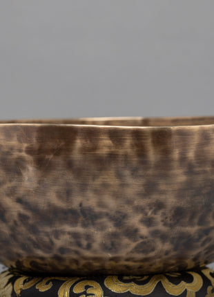 Himalayan Hand-Hammered Singing Bowl | Traditional  Bowl for meditaion