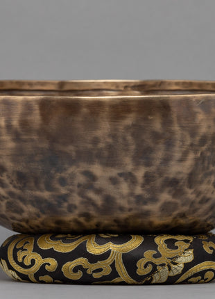 Himalayan Hand-Hammered Singing Bowl | Traditional  Bowl for meditaion