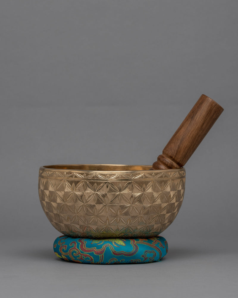Shiny Carving Singing Bowl | Tibetan Artwork