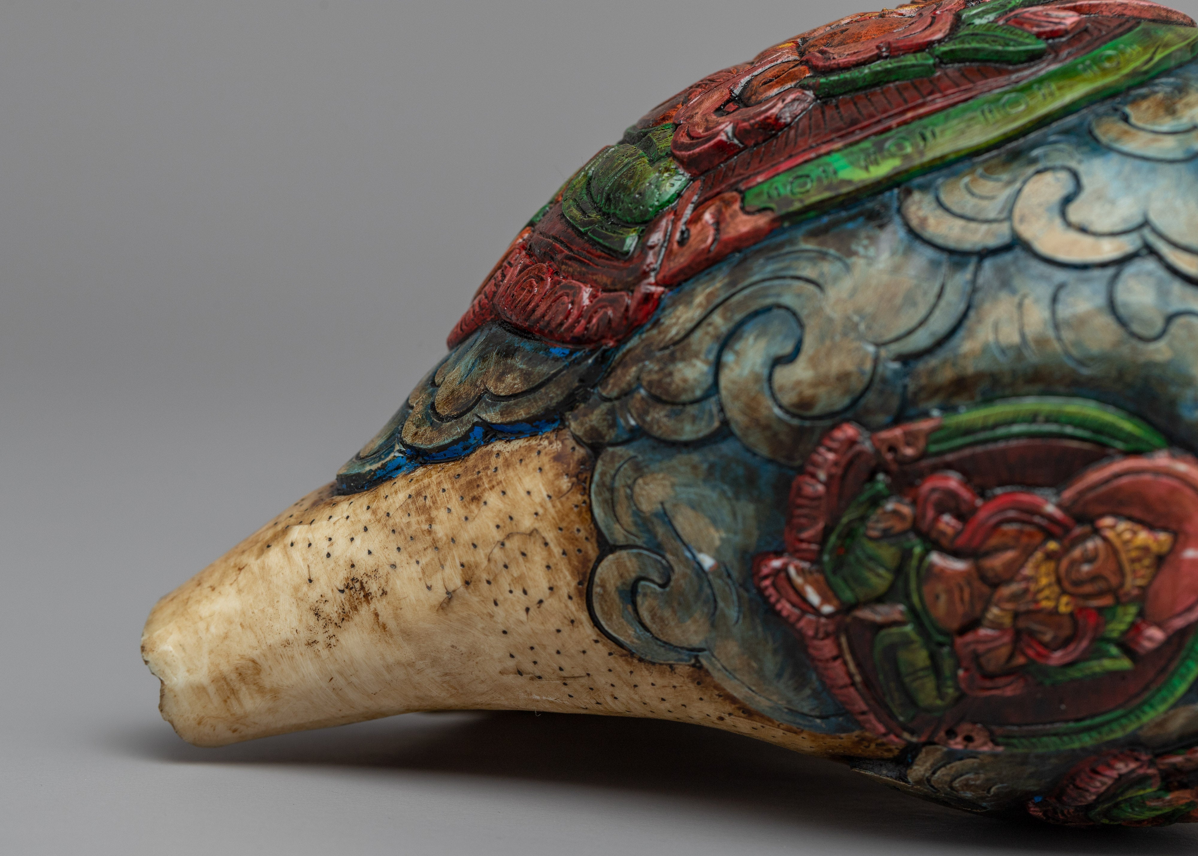 Buddhist Conche Shell | Deity Carved Sankha