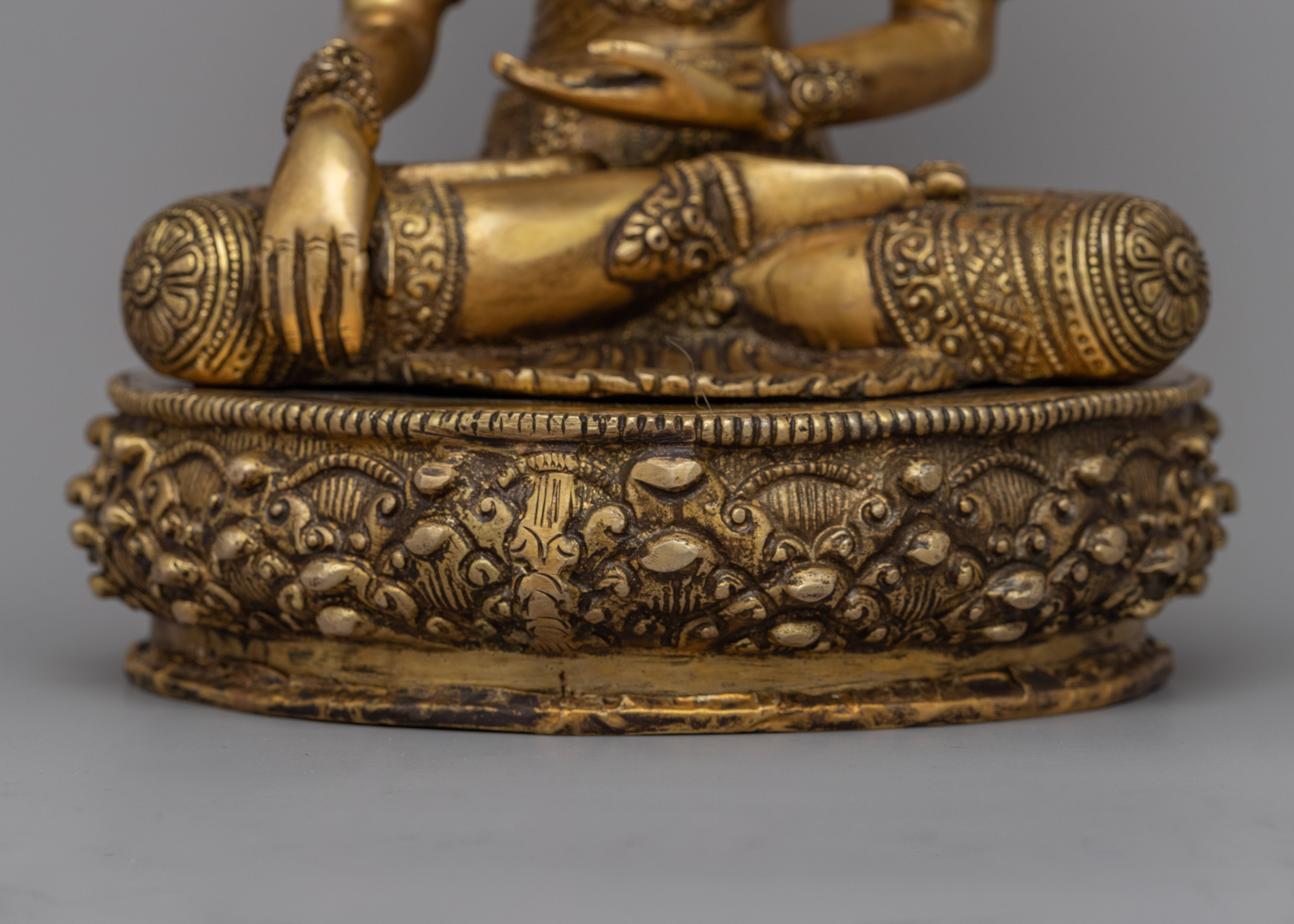 Meditating Buddha Statue | Crowned Shakyamuni Buddha