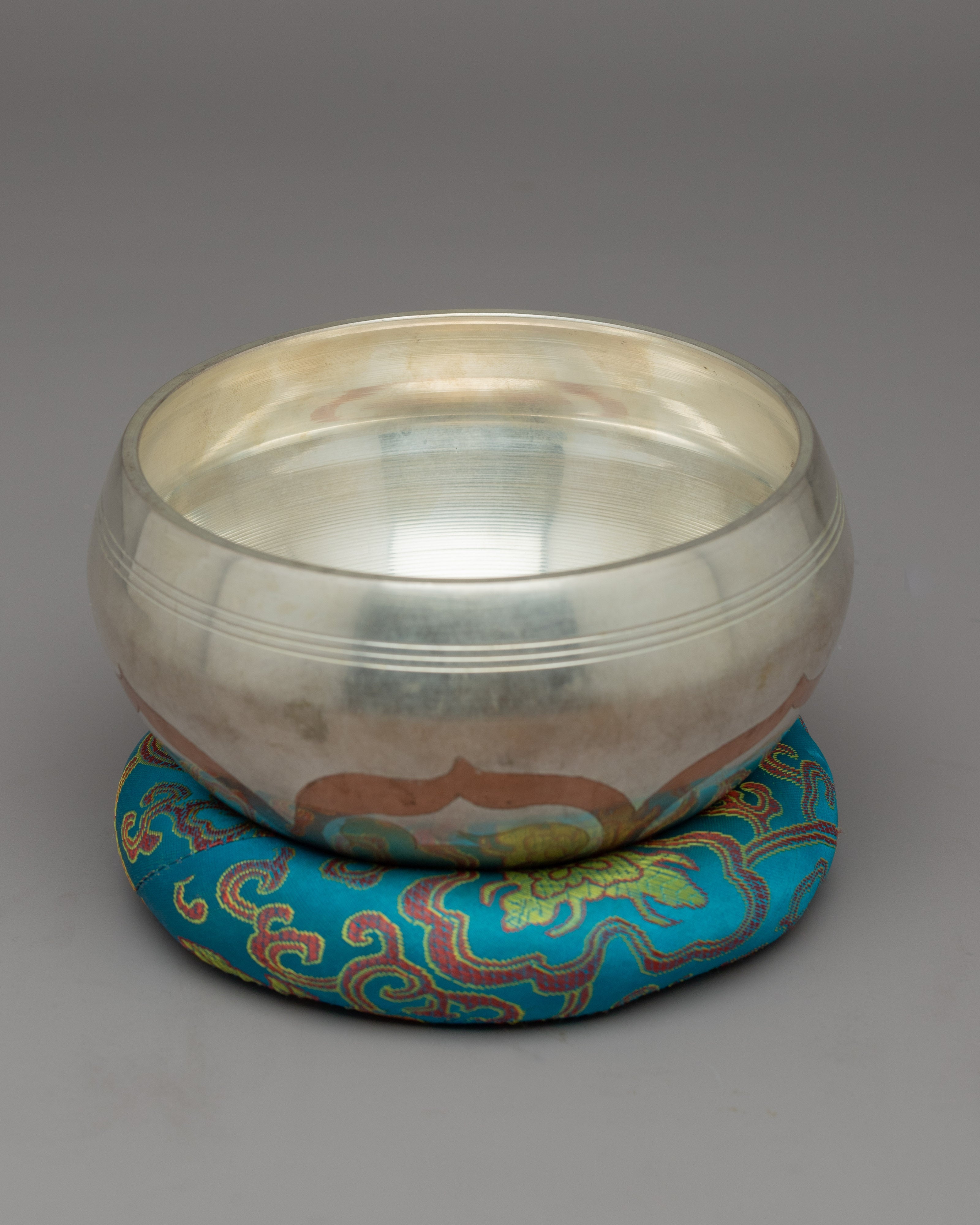 Best Tibetan Singing Bowl | Powerful Tool for Meditation and Relaxation