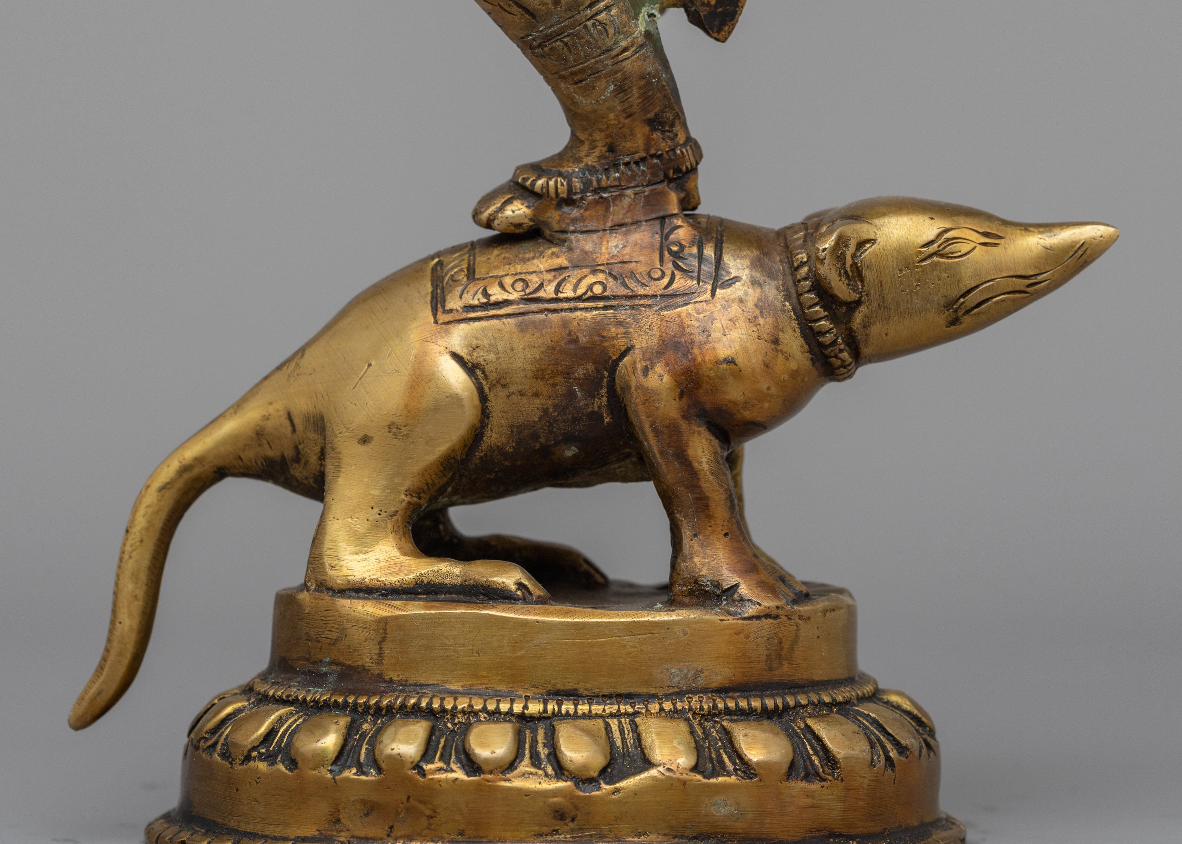 Brass Ganesh Statue | Auspicious Figure for Success and Blessings