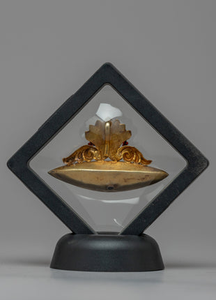 Newari Pendent "Tayo" | Exquisite Nepali Jewelry Inside the Floating case