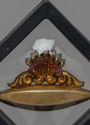 Newari Pendent "Tayo" | Exquisite Nepali Jewelry Inside the Floating case