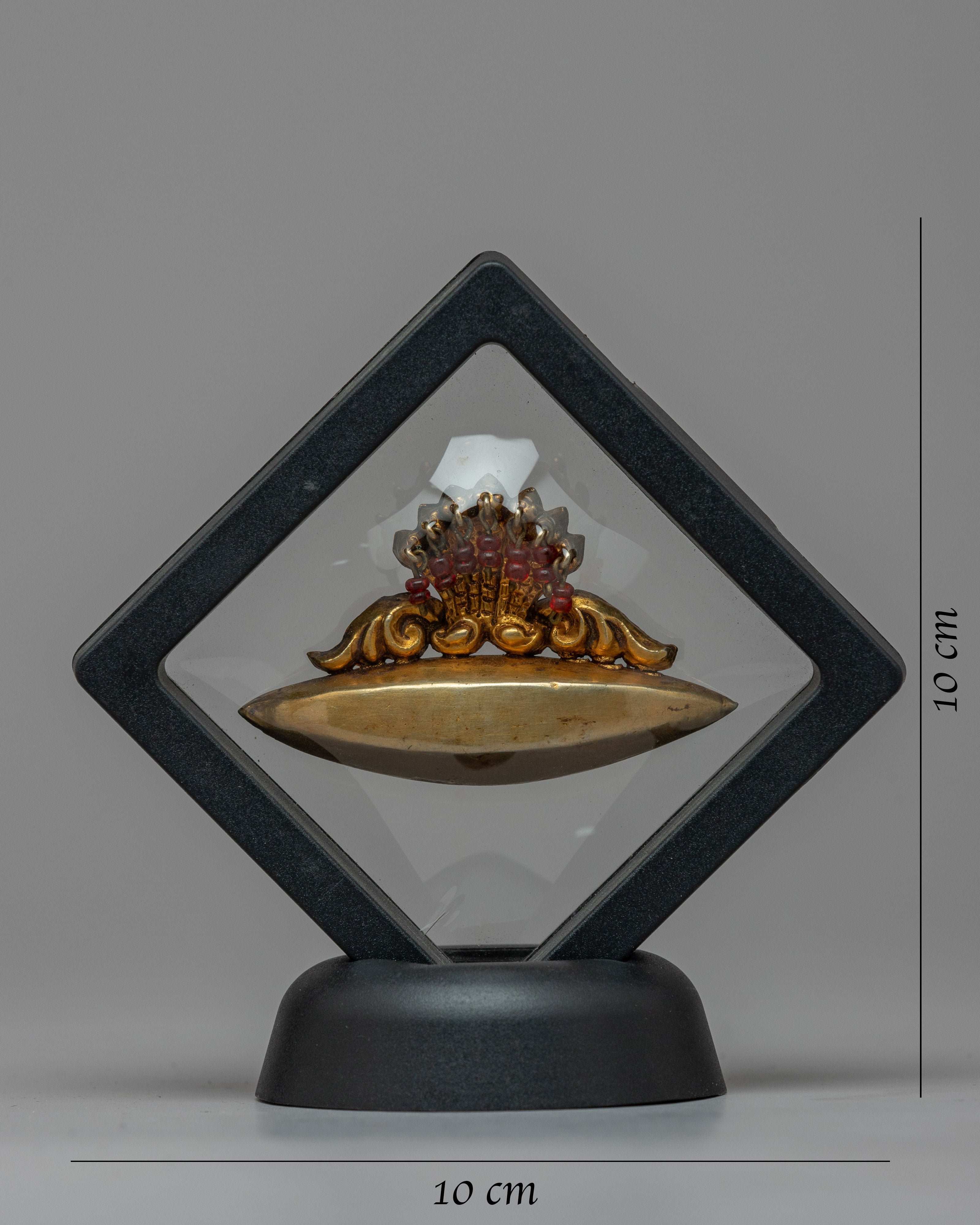 Newari Pendent "Tayo" | Exquisite Nepali Jewelry Inside the Floating case