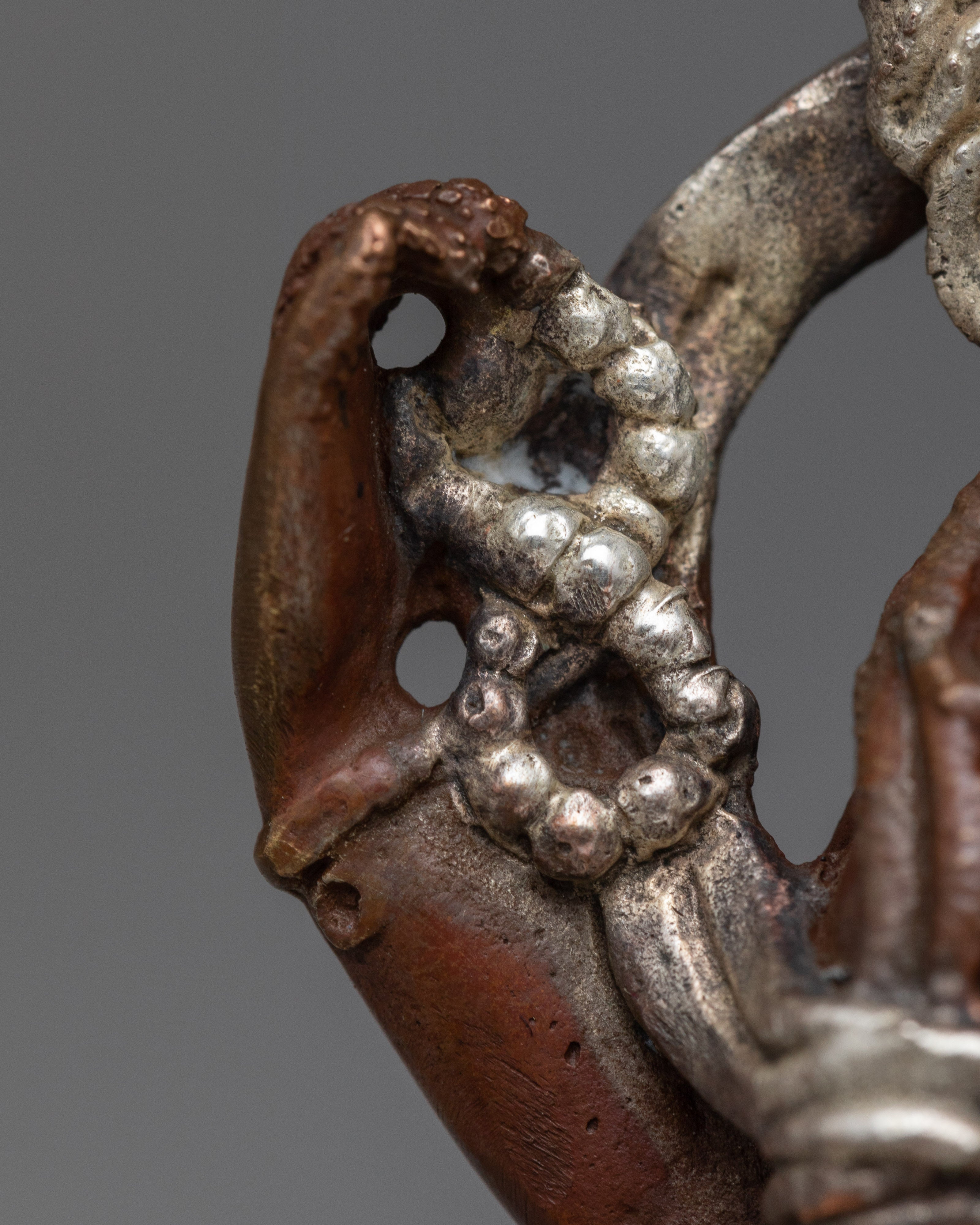 Buddhist Chenrezig Buddha Statue | Embracing the Grace of Silver Plated Statue
