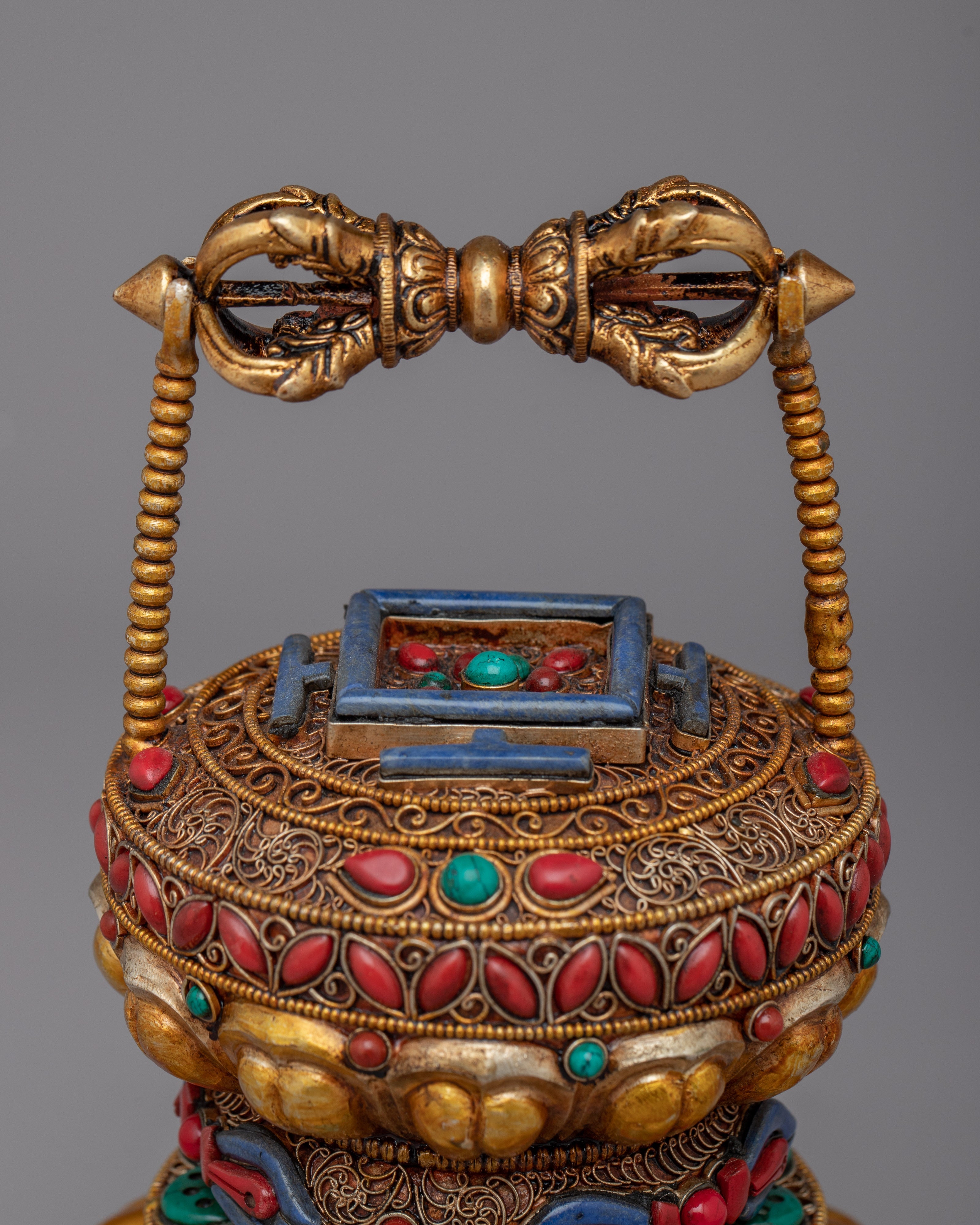 Buddhist Vajra | Embracing the Thunderbolt of Enlightenment