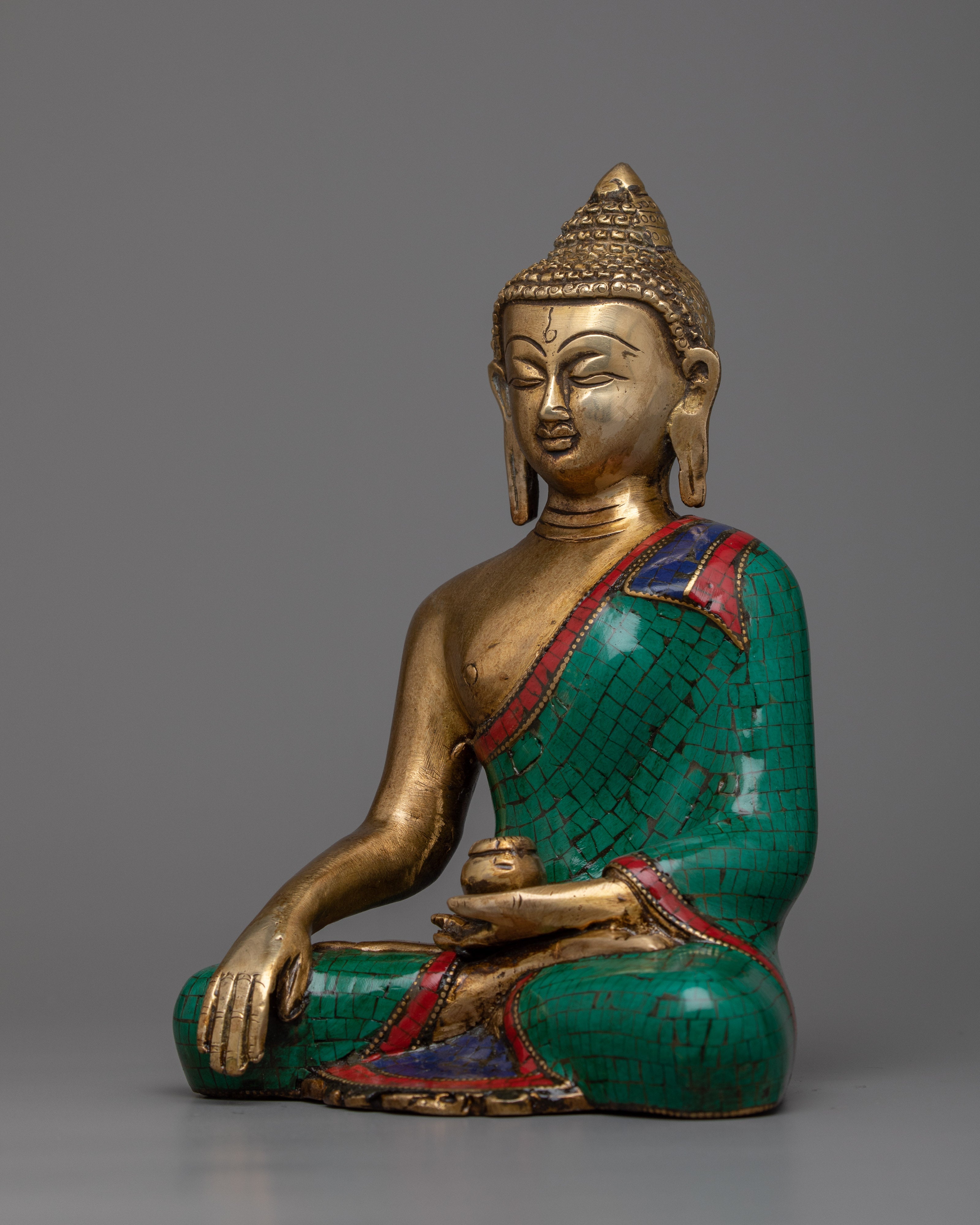 Shakyamuni Buddha Decor Statue | Spiritual Beauty of Buddhist Art
