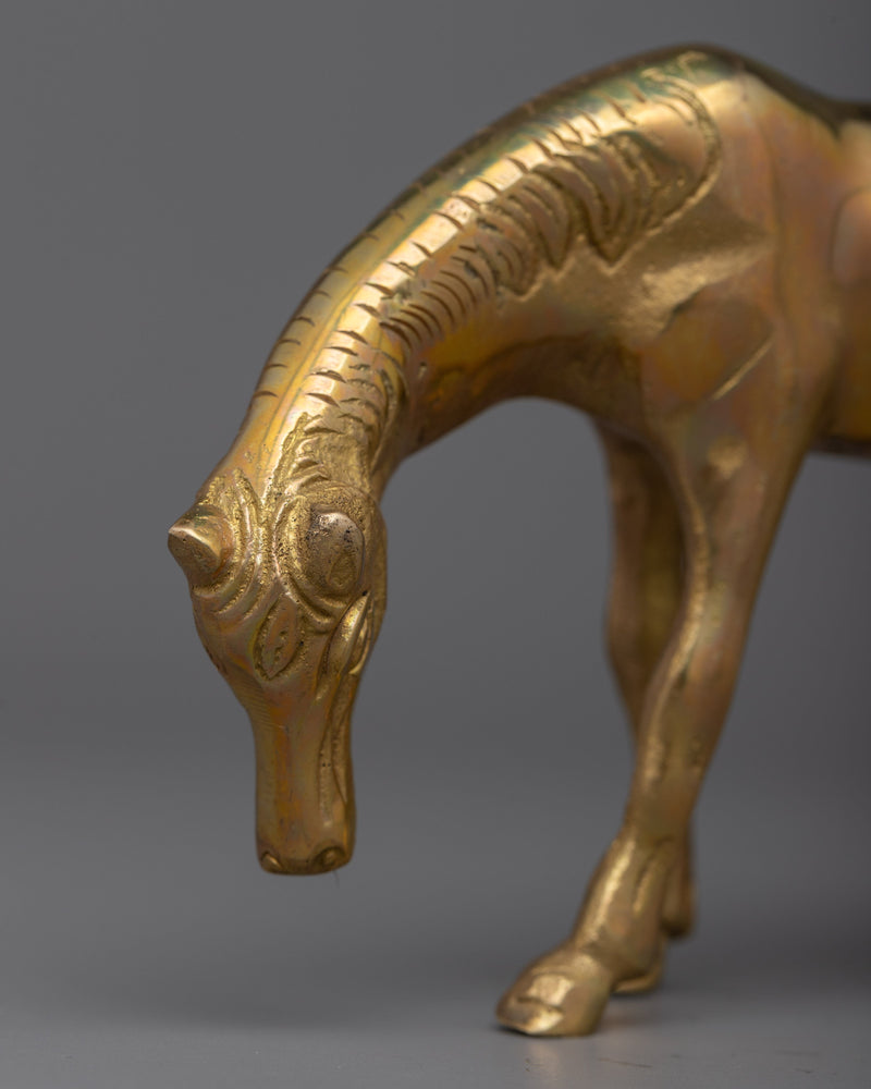 Exquisite Horse Statue for Home Décor and Collectors | Stunning Brass Sculpture